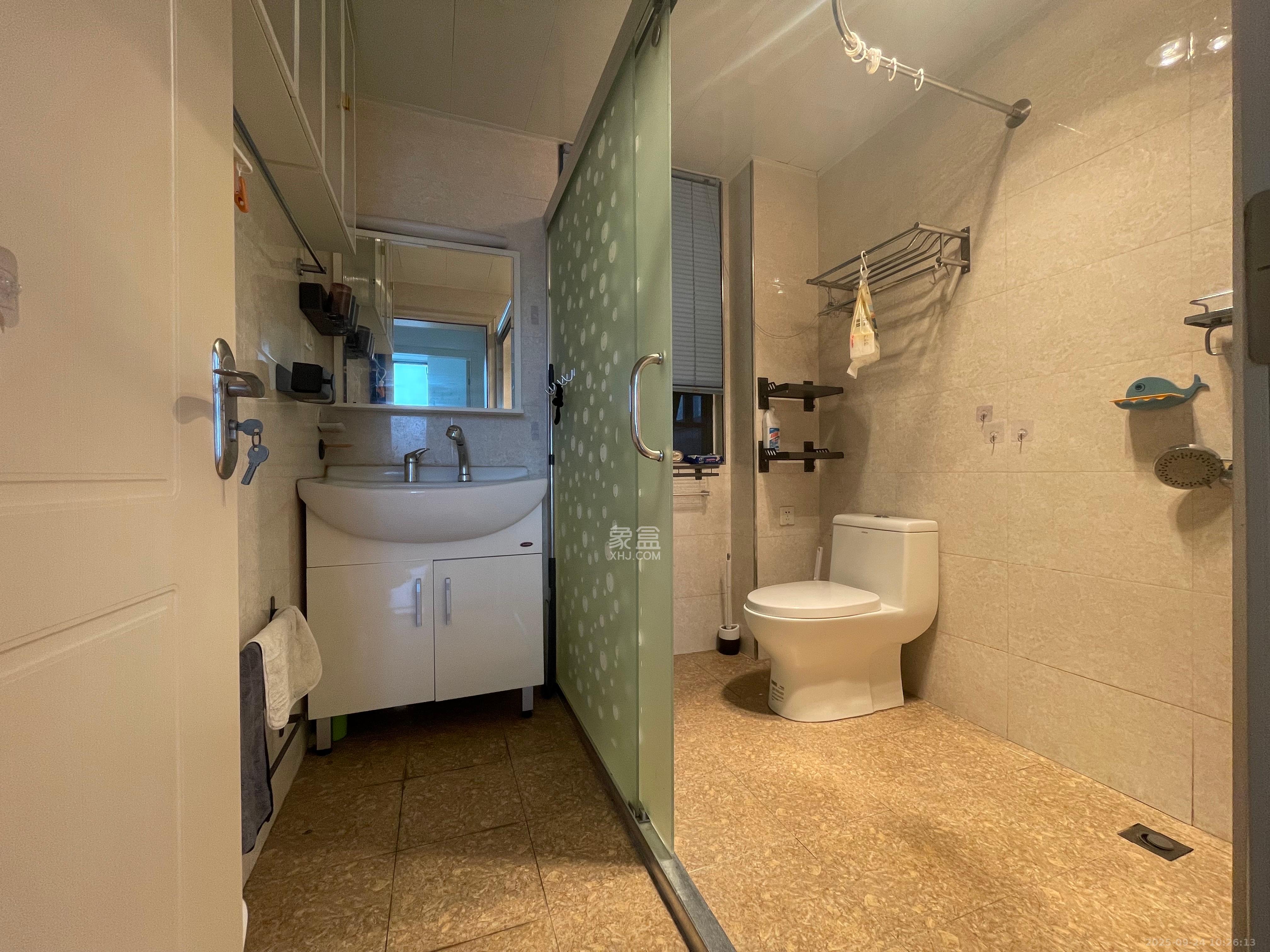 湘江世纪城赏江苑 2室2厅1卫 2000.0元/月 湘江世纪城赏江苑 2室2厅1卫 2000.0元/月室内图