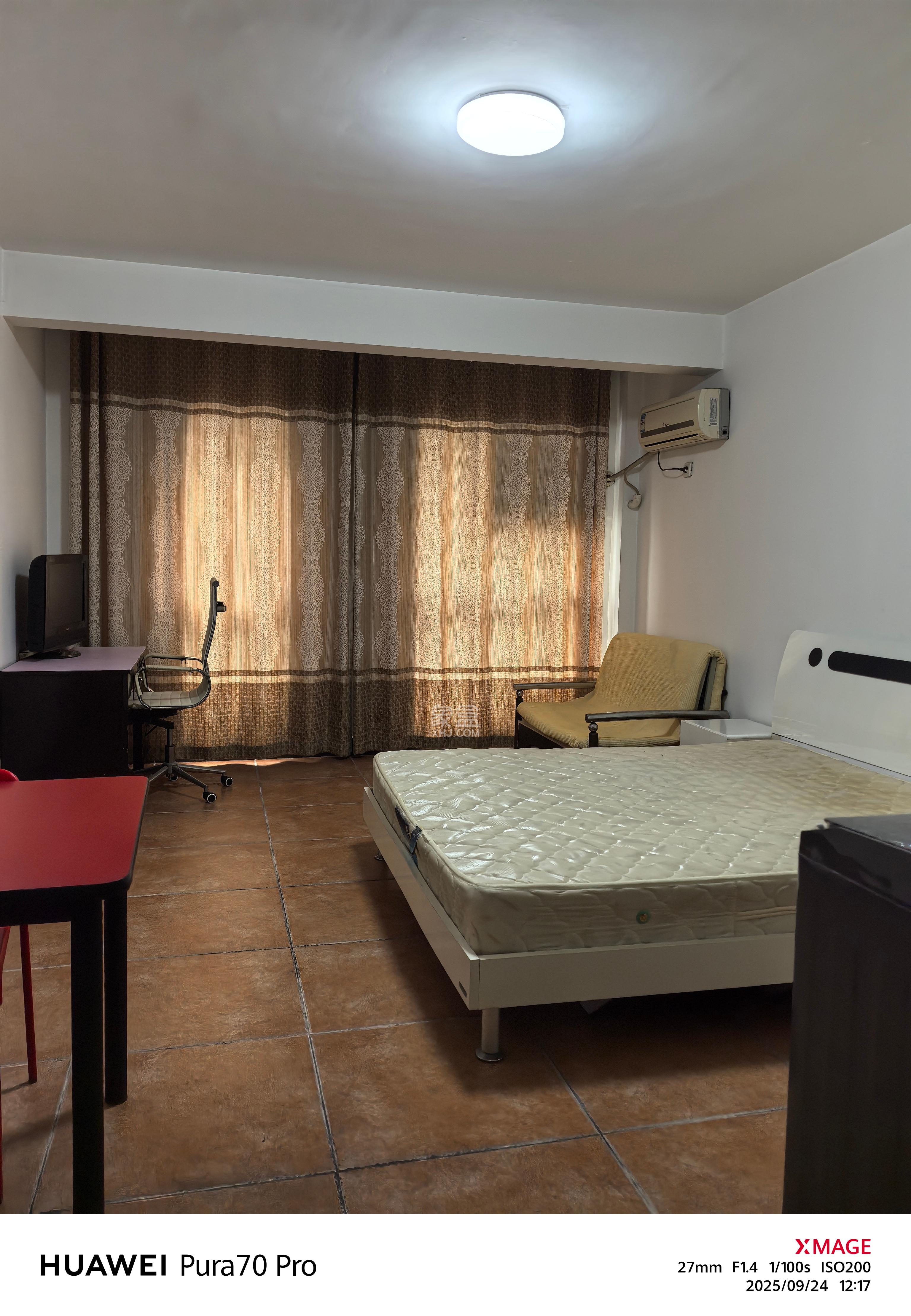 晶都公馆 1室1厅1卫 800.0元/月 晶都公馆 1室1厅1卫 800.0元/月室内图