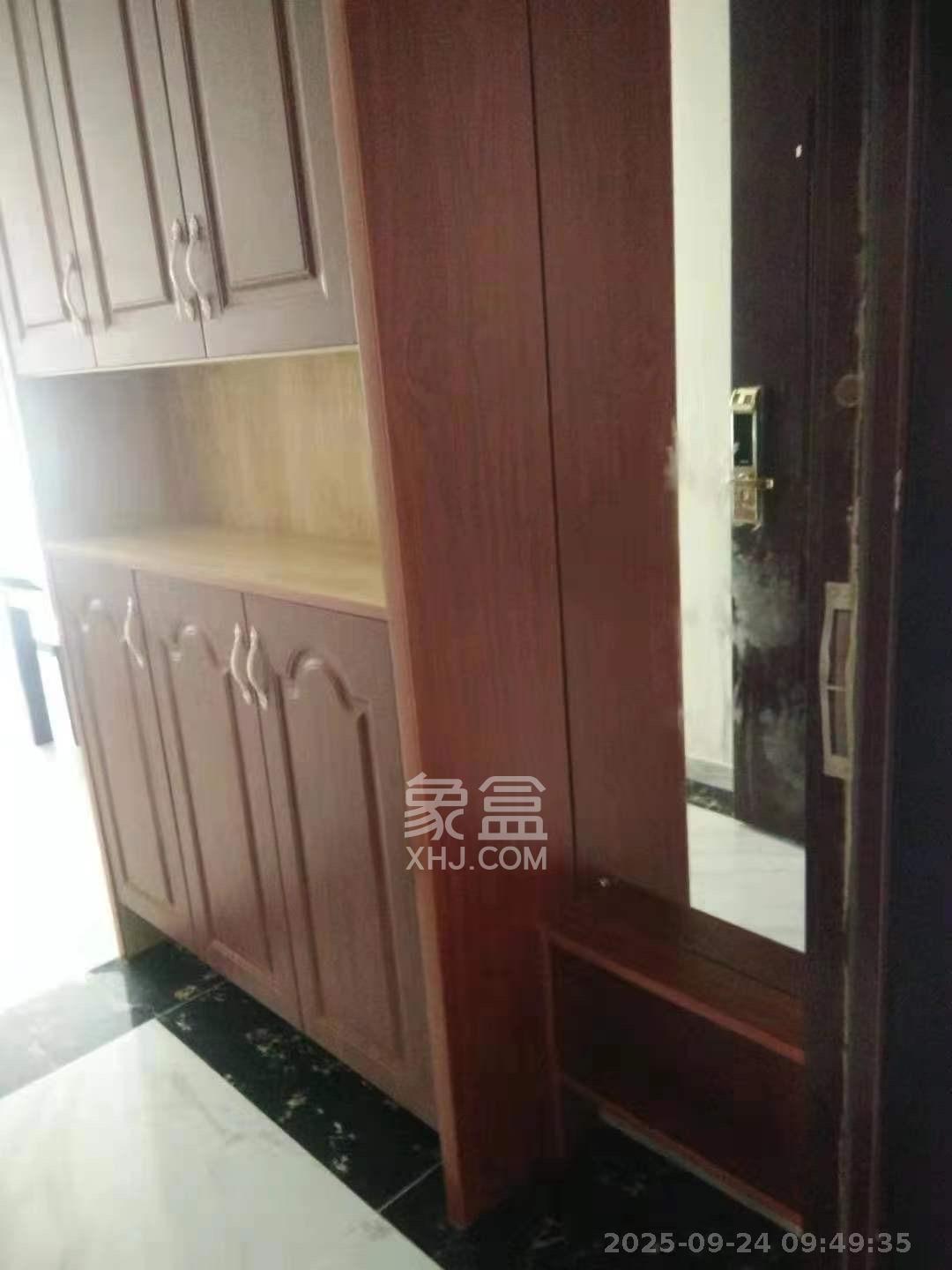 碧桂园公园壹号(凯怡茗苑) 3室2厅1卫 1500.0元/月 碧桂园公园壹号(凯怡茗苑) 3室2厅1卫 1500.0元/月室内图