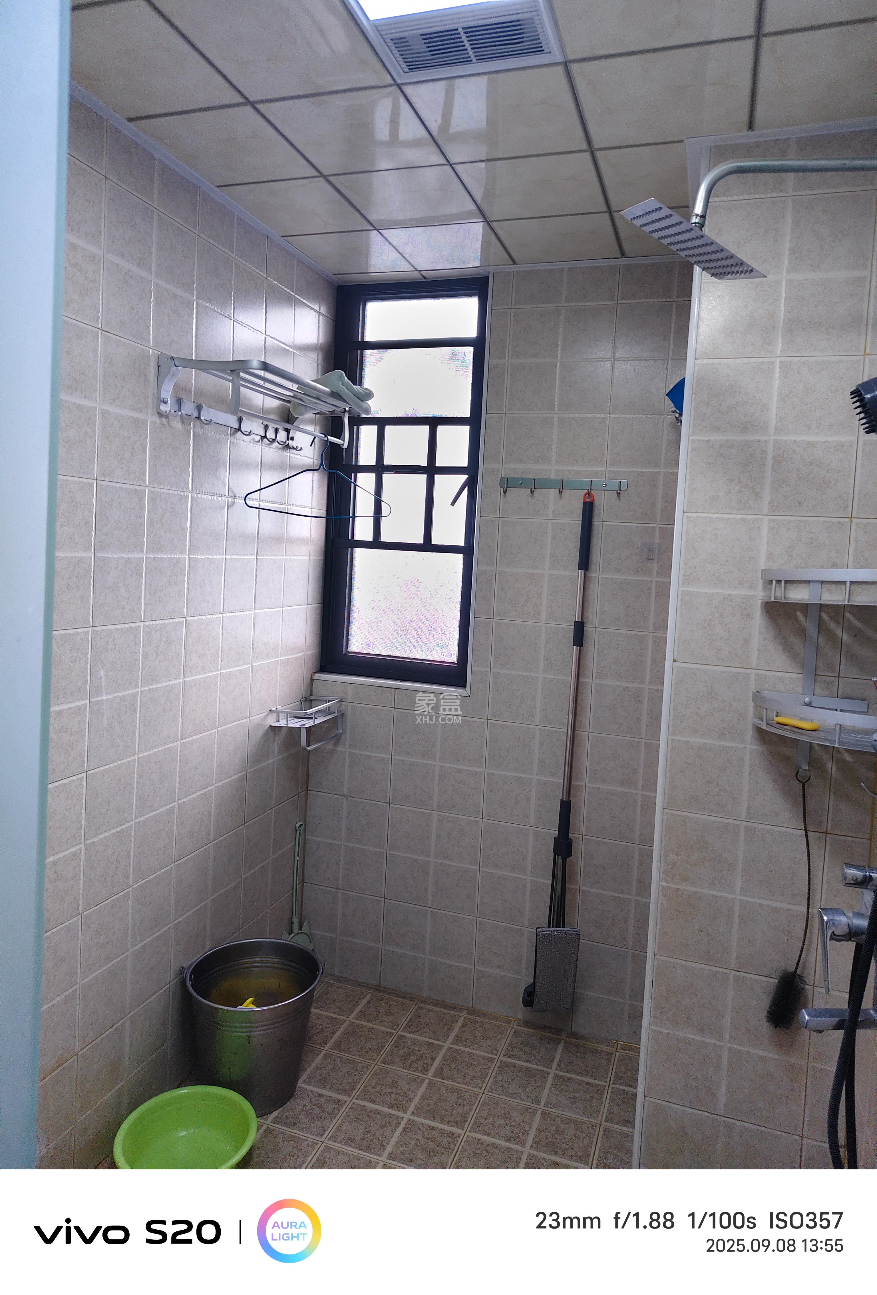 东业上城嘉苑(晟悦国际) 4室2厅2卫 2600.0元/月 东业上城嘉苑(晟悦国际) 4室2厅2卫 2600.0元/月室内图