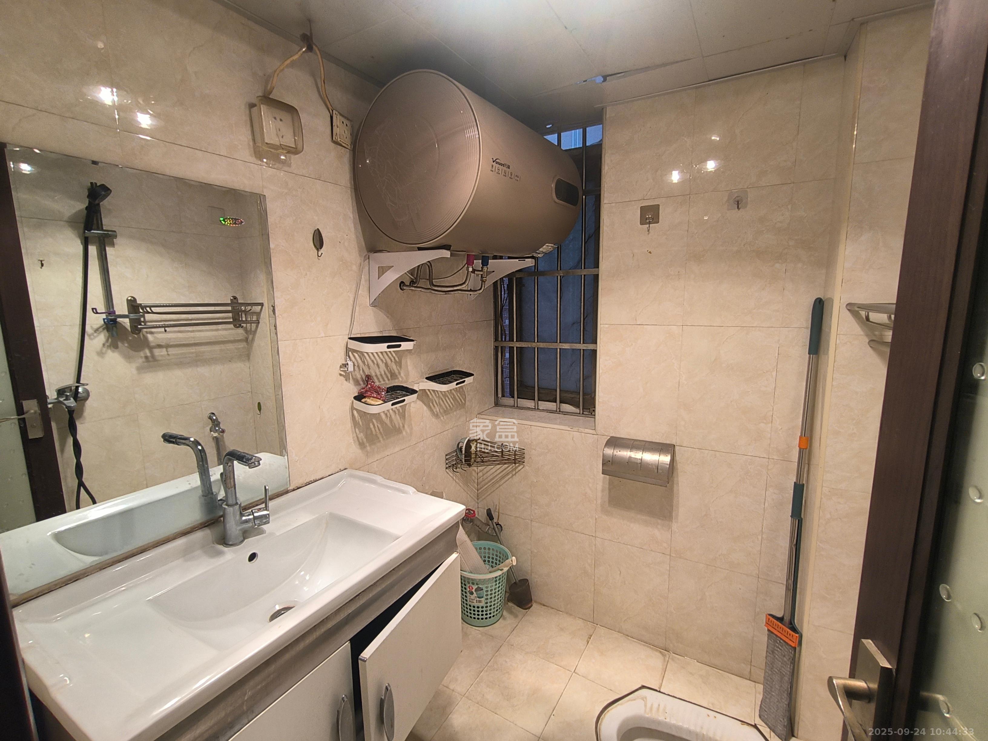 水木兰庭 3室1厅2卫 2300.0元/月 水木兰庭 3室1厅2卫 2300.0元/月室内图