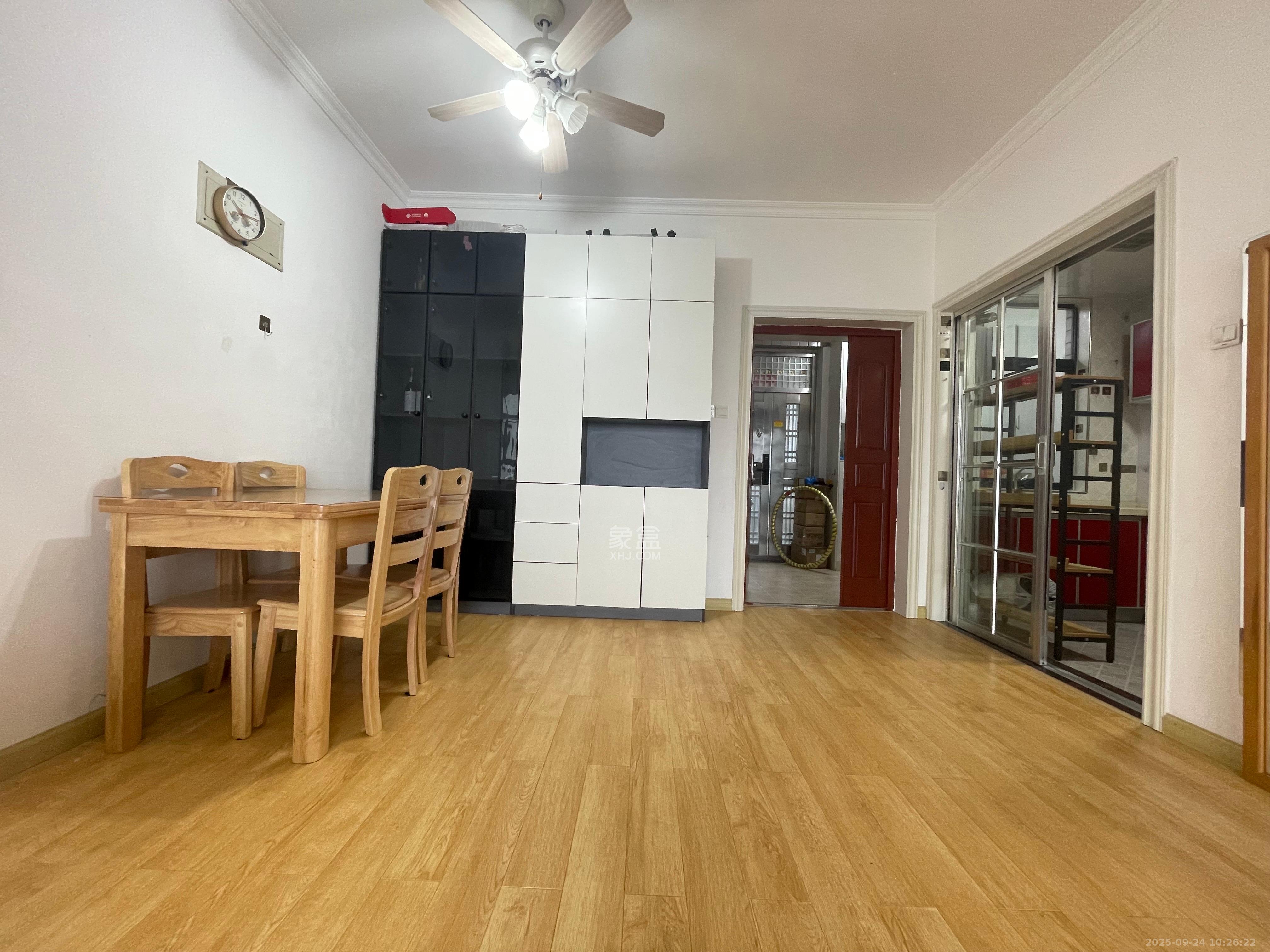 湘江世纪城赏江苑  2室2厅1卫    2000.0元/月室内图