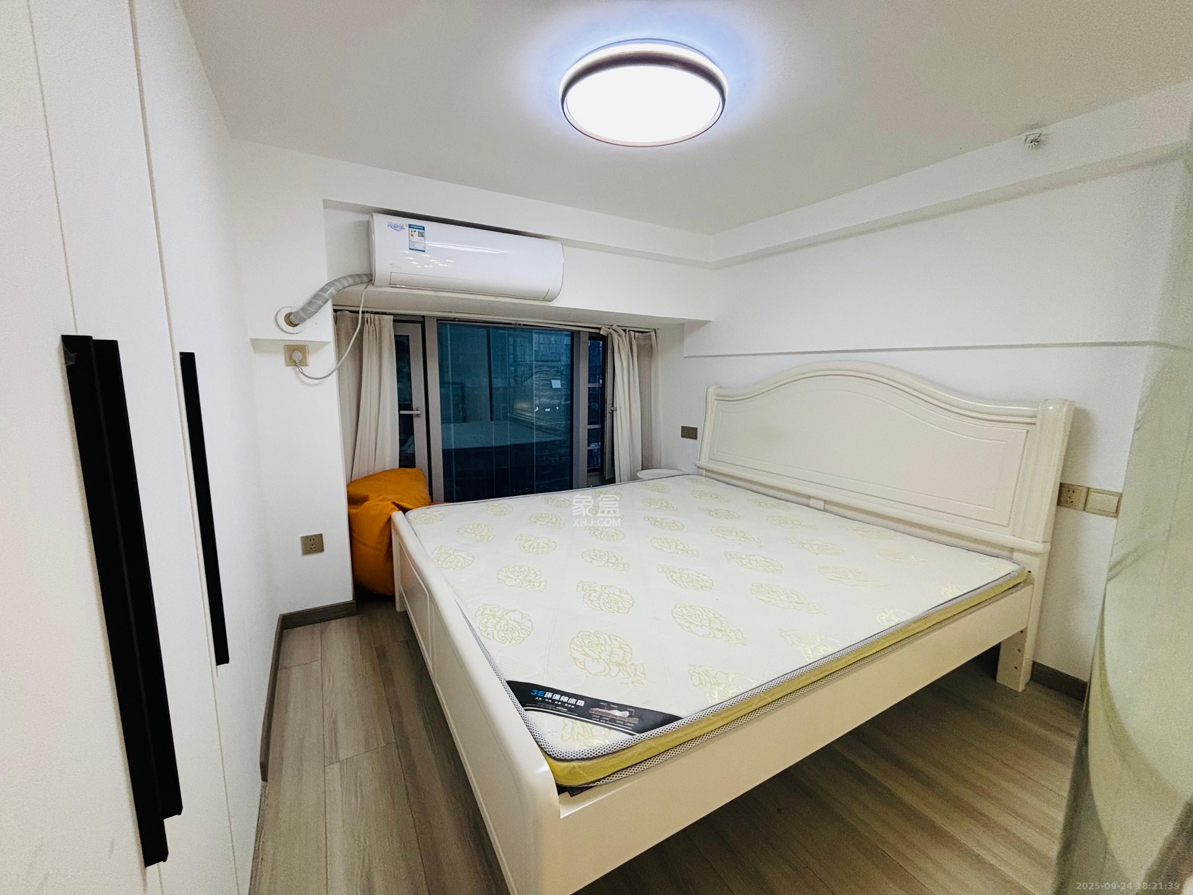 福晟翡翠湾  2室1厅1卫    1800.0元/月室内图