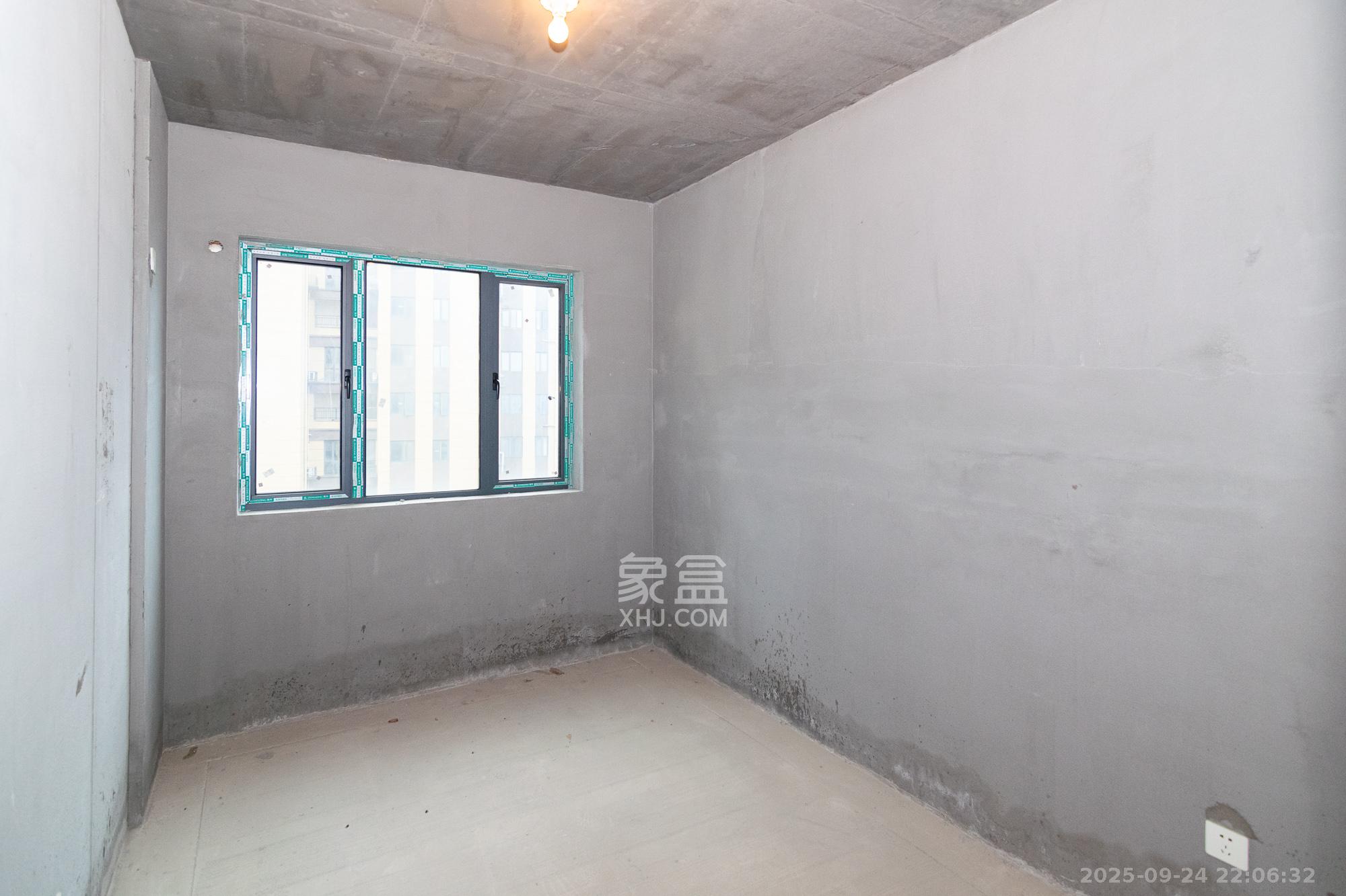 澳海谷山府 3室2厅2卫 78.0万 澳海谷山府 3室2厅2卫 78.0万卧室