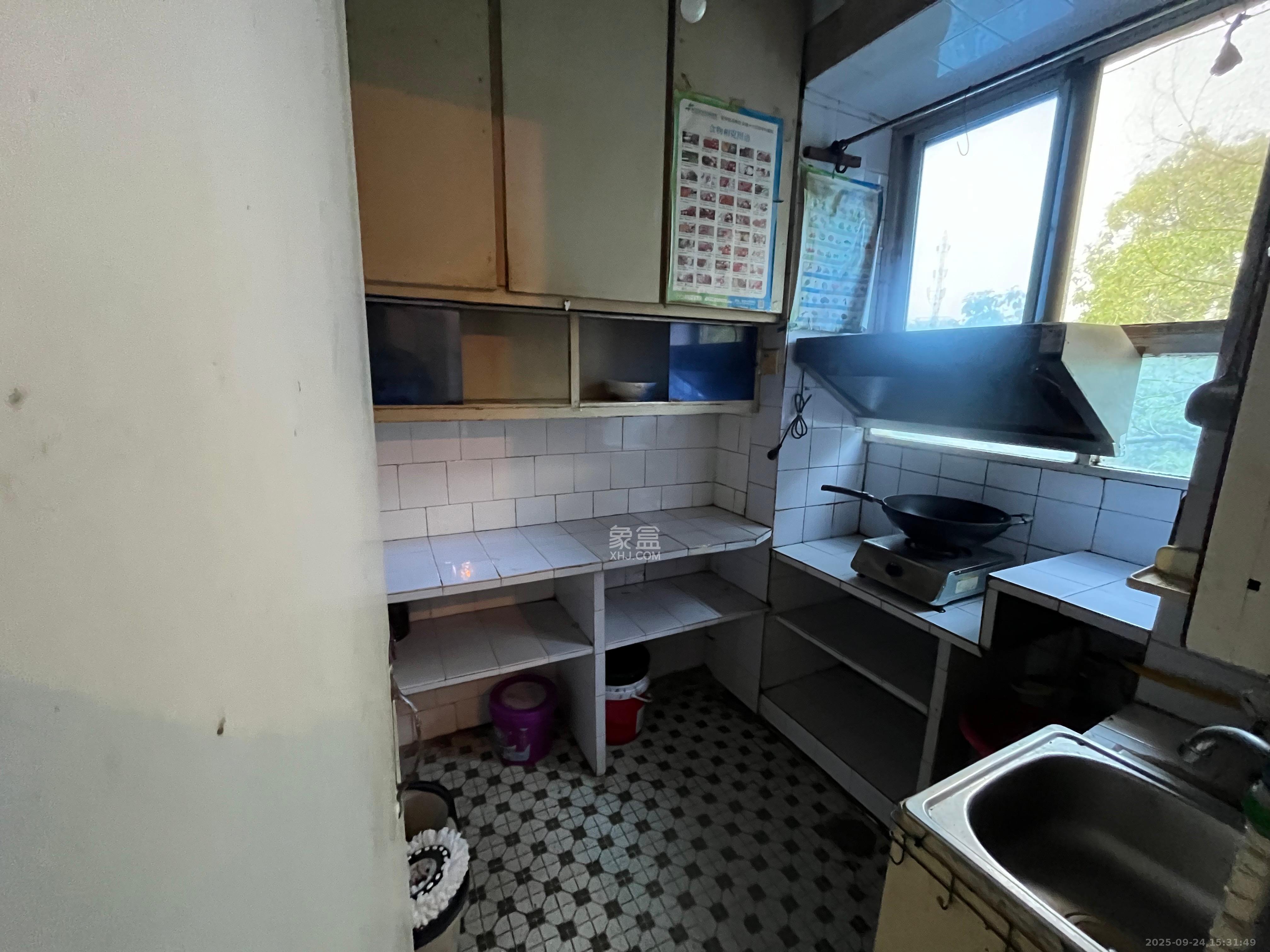 正圆小区(树木岭) 2室1厅1卫 1100.0元/月 正圆小区(树木岭) 2室1厅1卫 1100.0元/月室内图