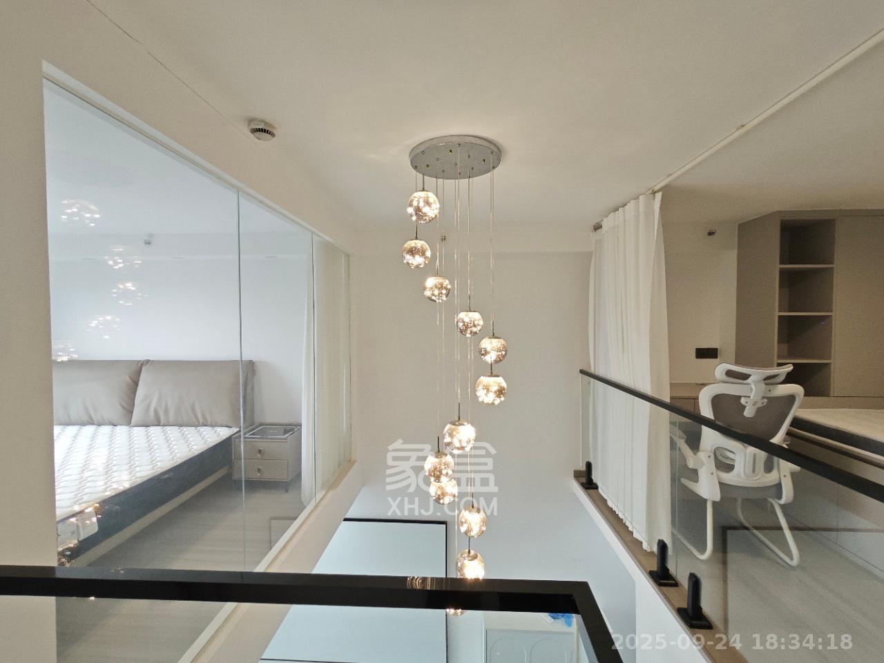 卓越中寰 1室0厅0卫 3200.0元/月 卓越中寰 1室0厅0卫 3200.0元/月室内图