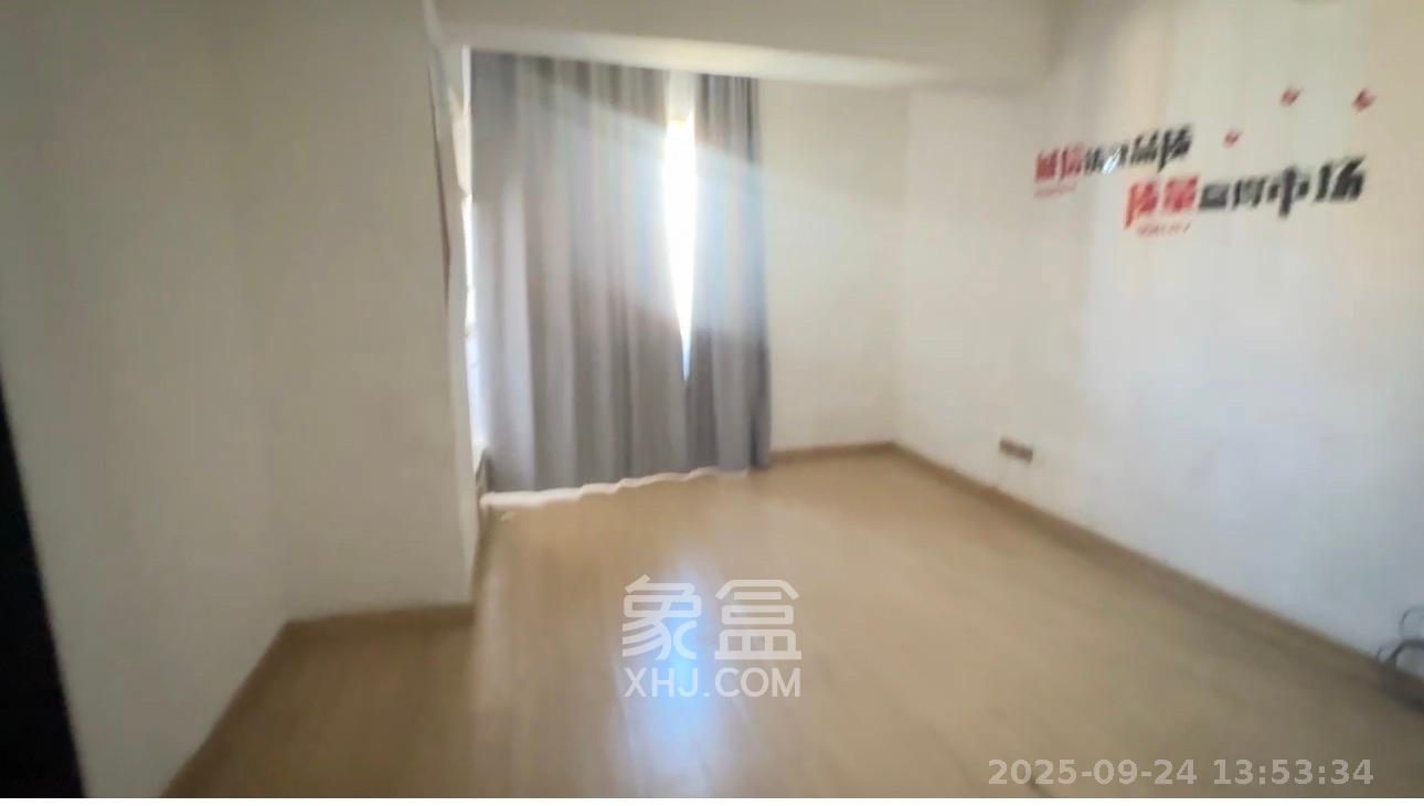 西子一间 6室2厅1卫 6000.0元/月 西子一间 6室2厅1卫 6000.0元/月室内图