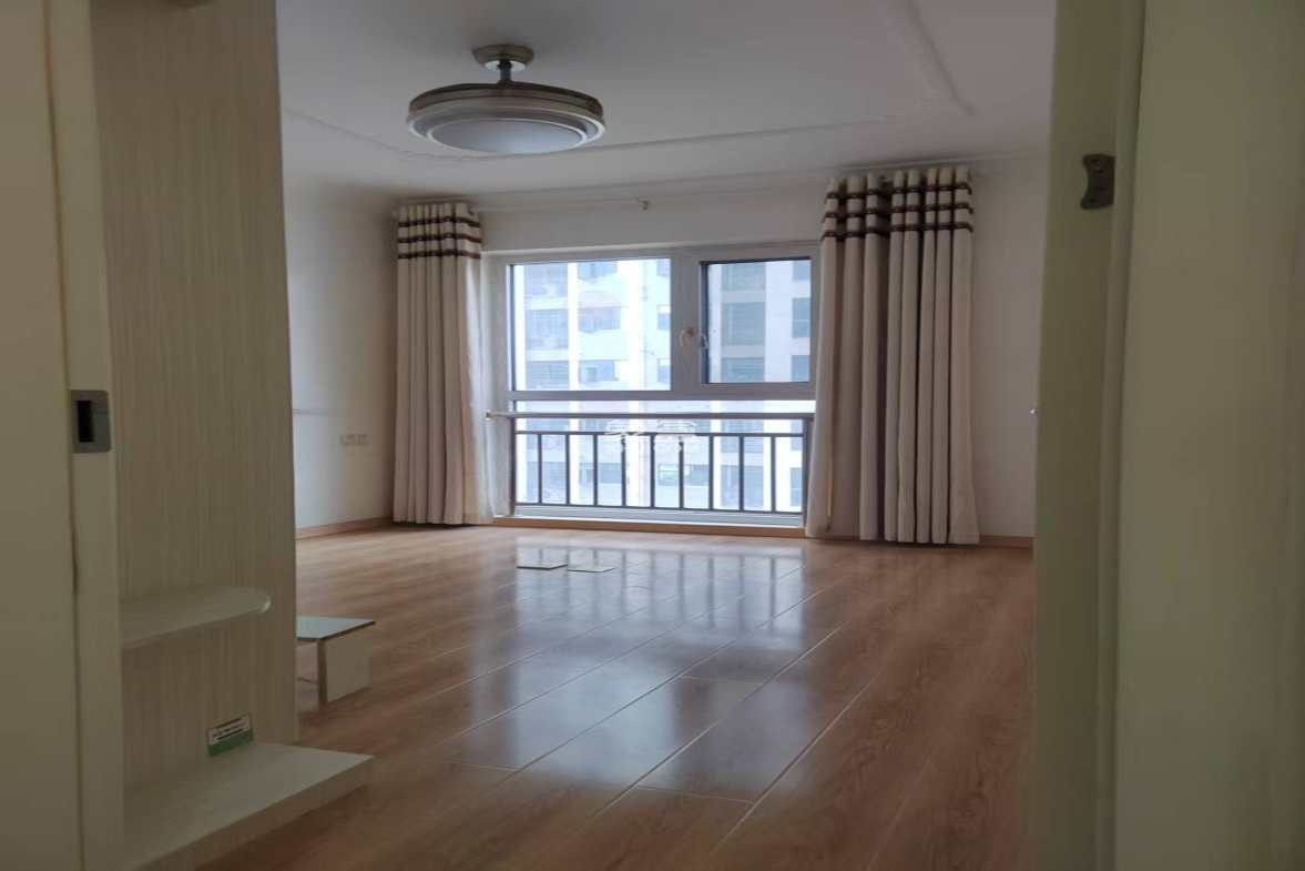 南门口安置小区一期 3室2厅2卫 2000.0元/月 南门口安置小区一期 3室2厅2卫 2000.0元/月室内图