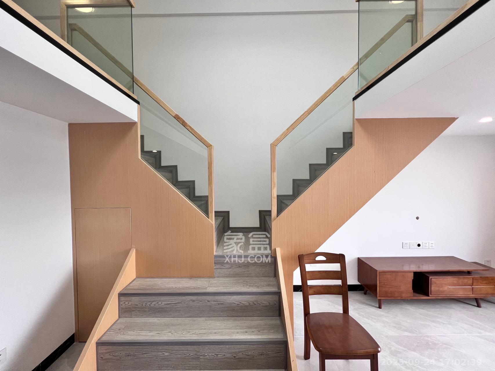 藏珑湖上公馆 1室1厅1卫 2000.0元/月 藏珑湖上公馆 1室1厅1卫 2000.0元/月室内图