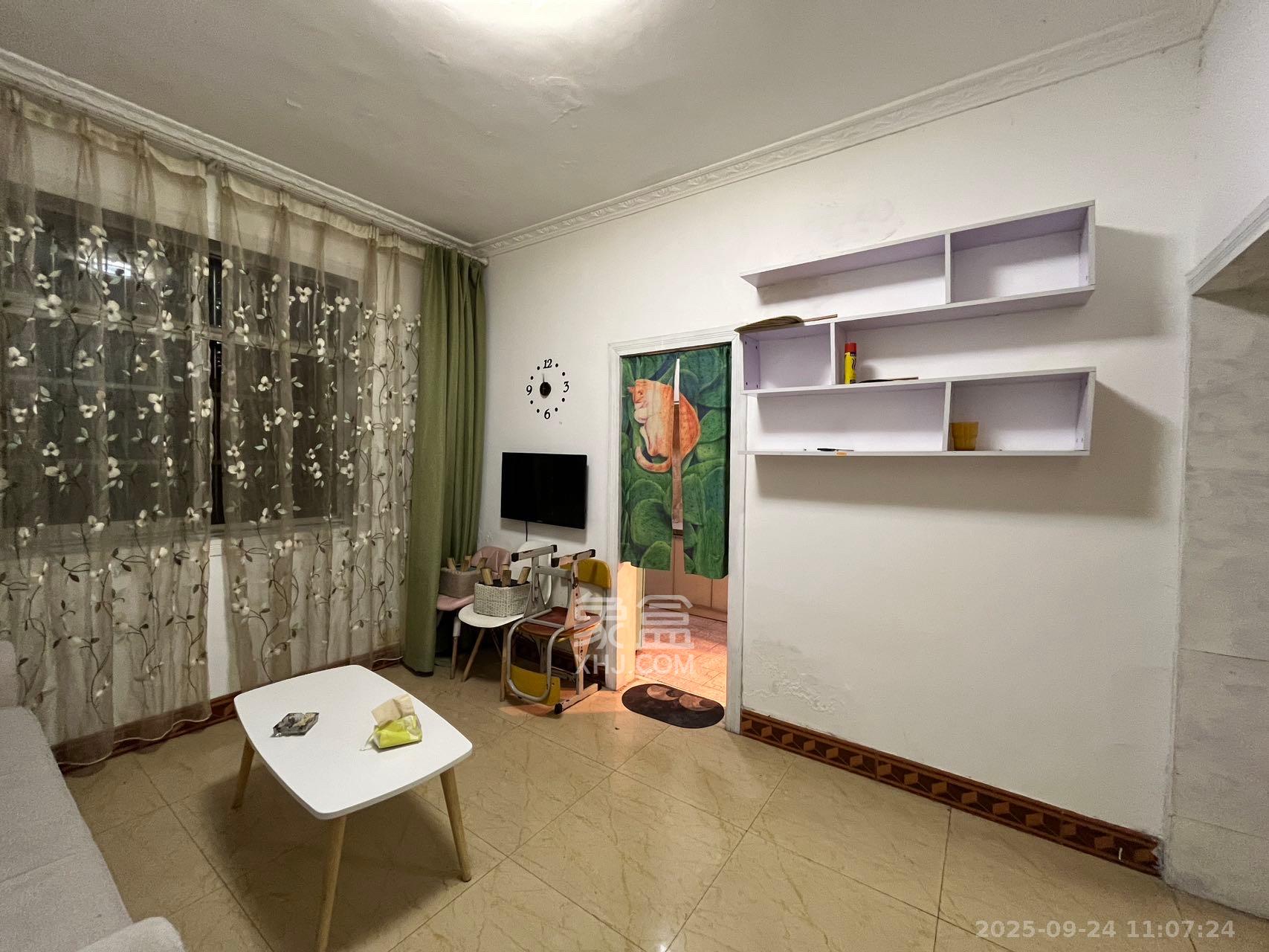 陈家湖小区 2室2厅1卫 1800.0元/月 陈家湖小区 2室2厅1卫 1800.0元/月室内图