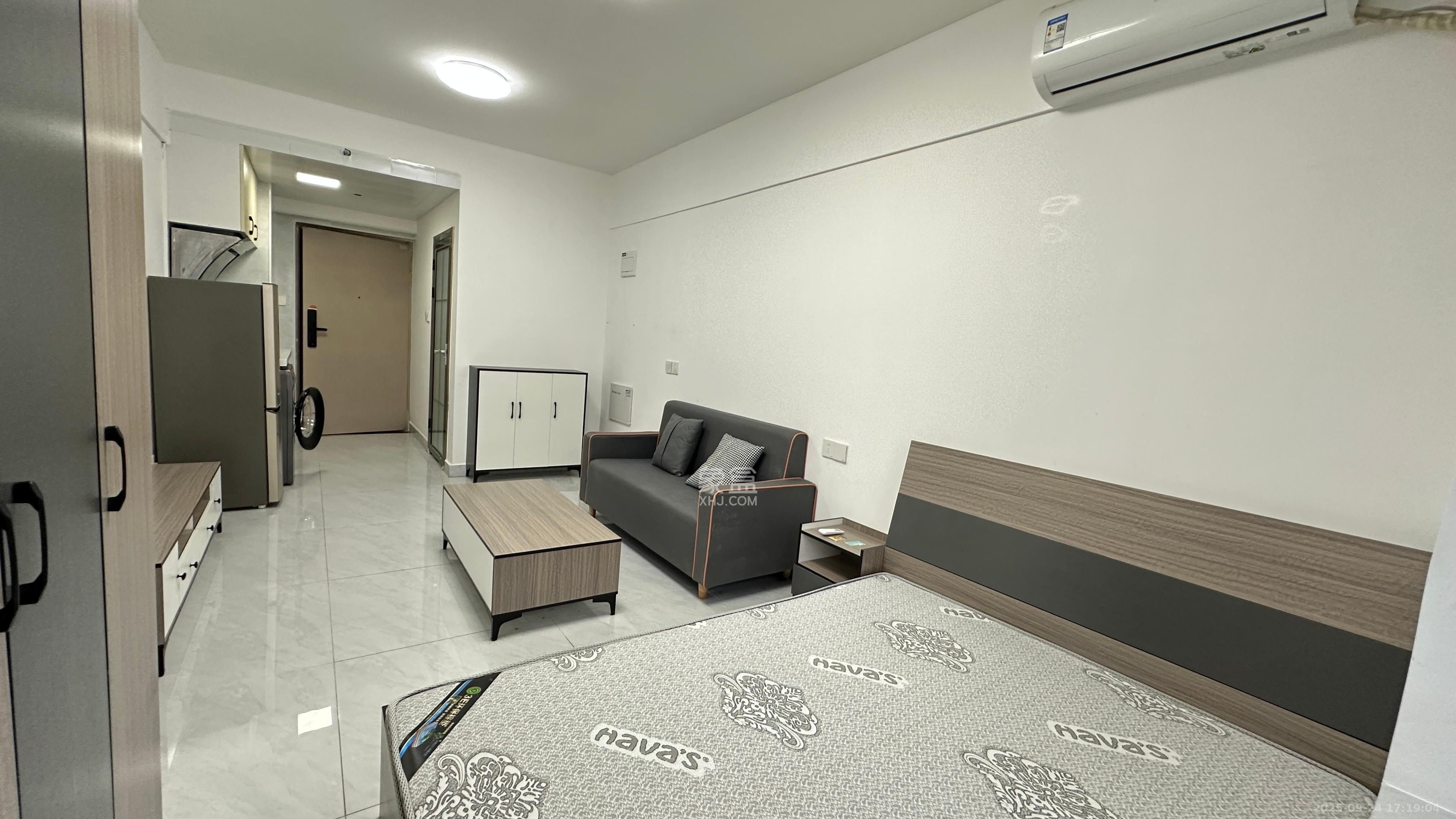 保利中环广场(保利中悦苑) 1室1厅1卫 1450.0元/月 保利中环广场(保利中悦苑) 1室1厅1卫 1450.0元/月室内图