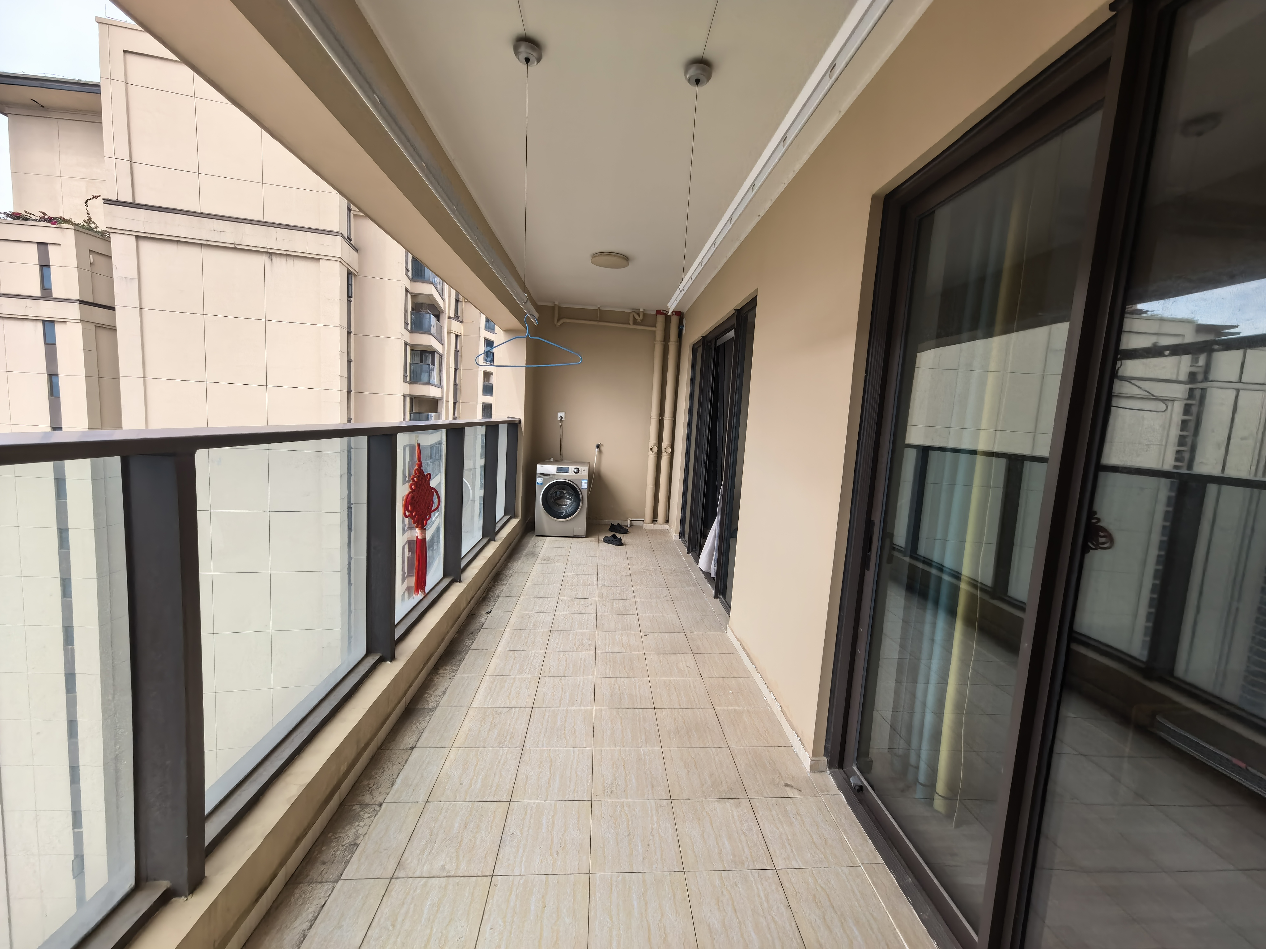 融创海口一号  3室2厅1卫    3800.0元/月室内图