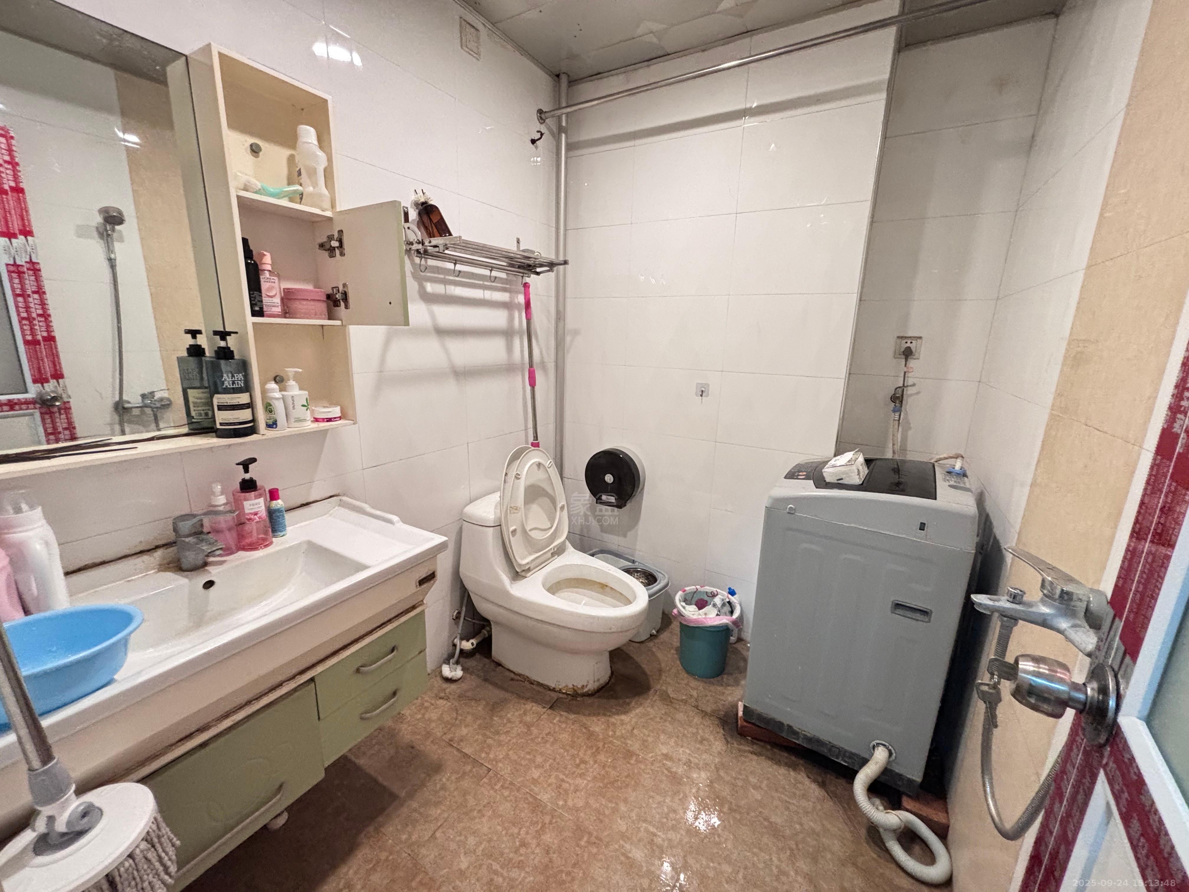 时尚新天地(平和堂) 2室2厅1卫 1500.0元/月 时尚新天地(平和堂) 2室2厅1卫 1500.0元/月室内图