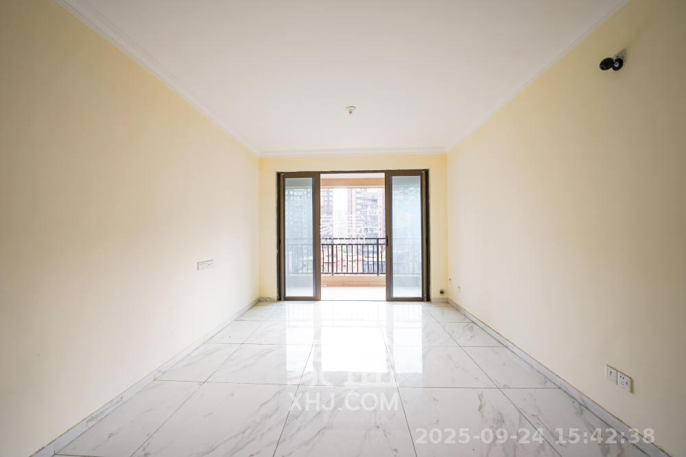 碧桂园公园壹号(凯怡茗苑) 3室2厅1卫 1400.0元/月 碧桂园公园壹号(凯怡茗苑) 3室2厅1卫 1400.0元/月室内图