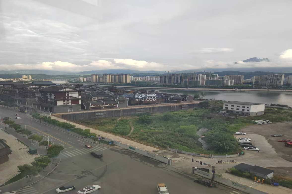 南门口安置小区一期 3室2厅2卫 2000.0元/月 南门口安置小区一期 3室2厅2卫 2000.0元/月室内图