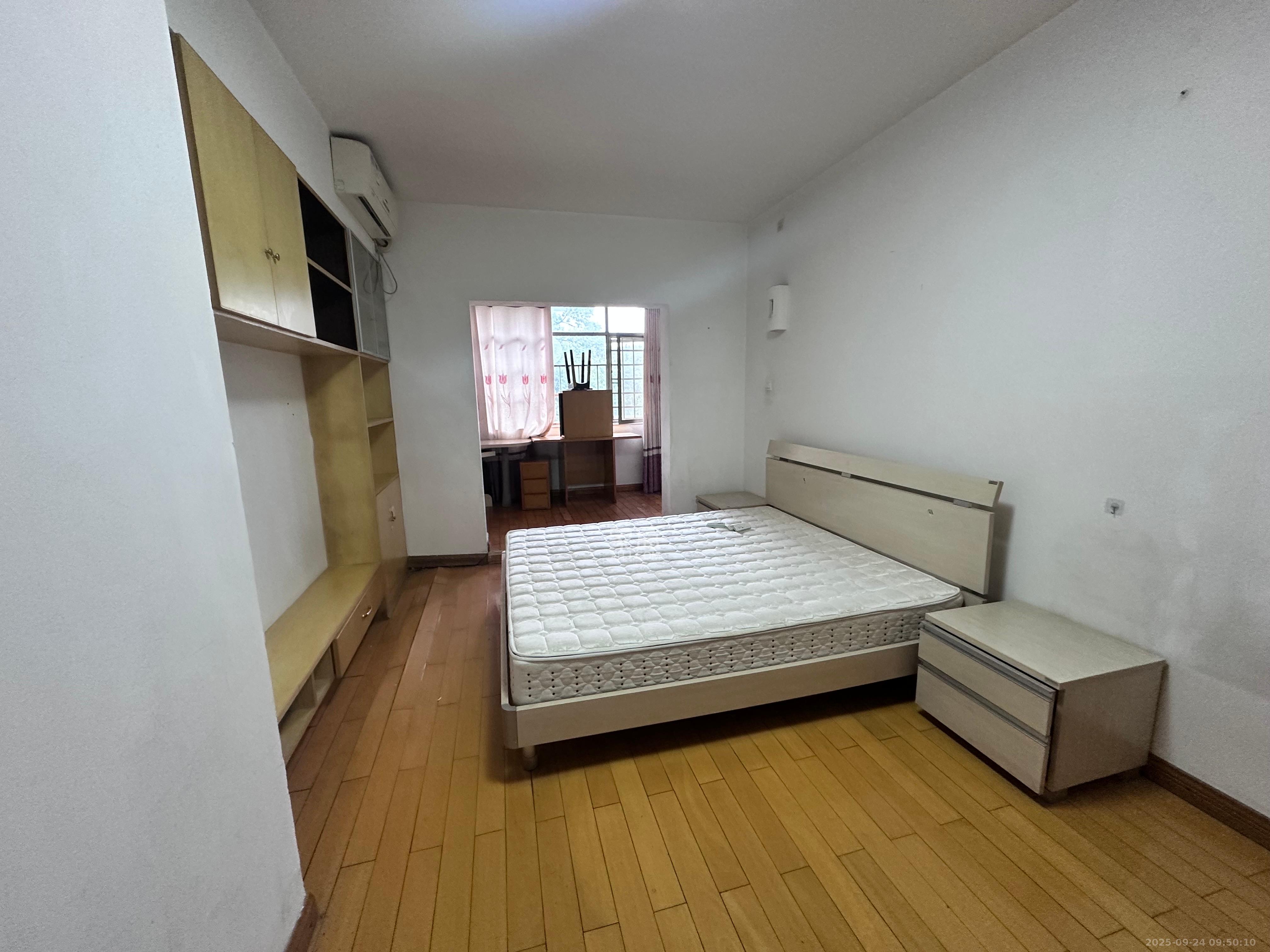 中联科技园 3室2厅2卫 2250.0元/月 中联科技园 3室2厅2卫 2250.0元/月室内图