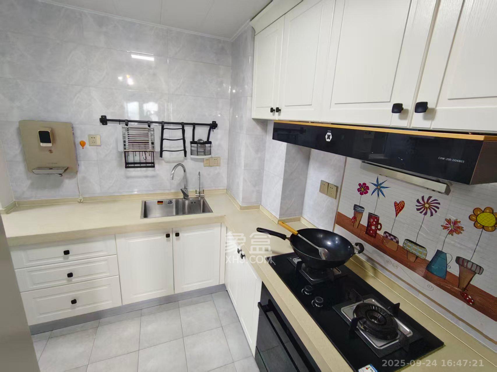 融创融公馆(融创臻苑) 2室1厅1卫 2000.0元/月 融创融公馆(融创臻苑) 2室1厅1卫 2000.0元/月室内图