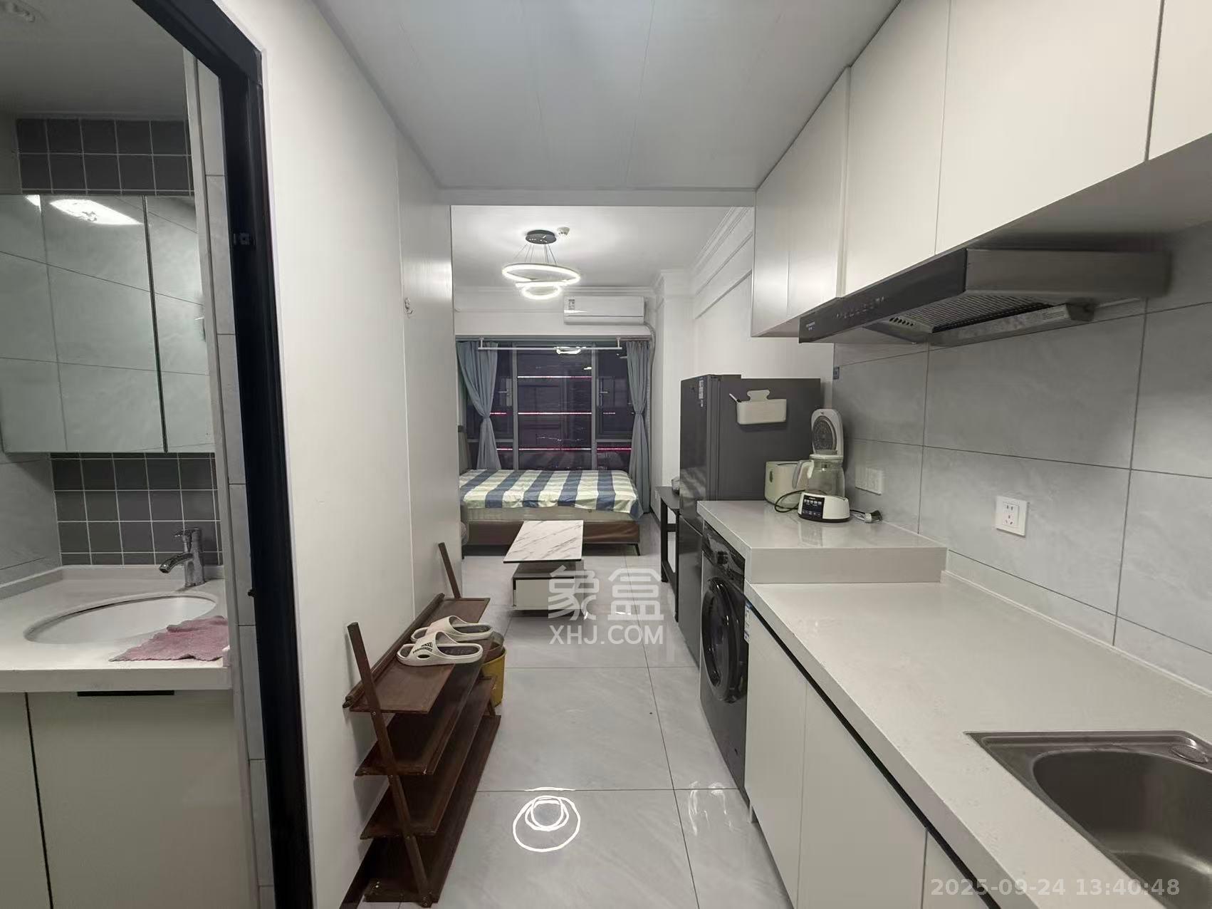 保利天禧EF区 1室1厅1卫 1650.0元/月 保利天禧EF区 1室1厅1卫 1650.0元/月室内图