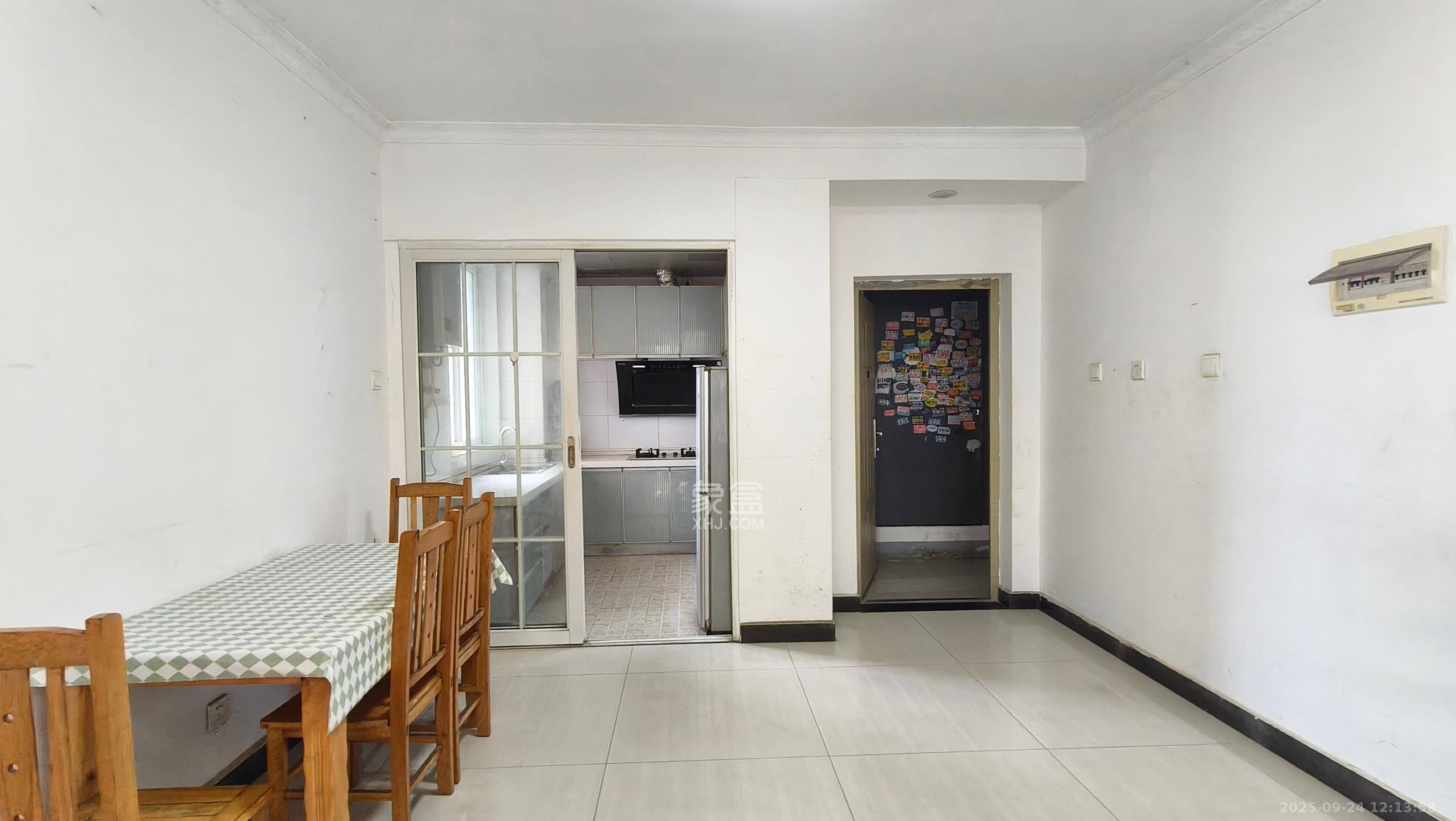 谷山乐园二期 3室2厅1卫 1900.0元/月 谷山乐园二期 3室2厅1卫 1900.0元/月室内图