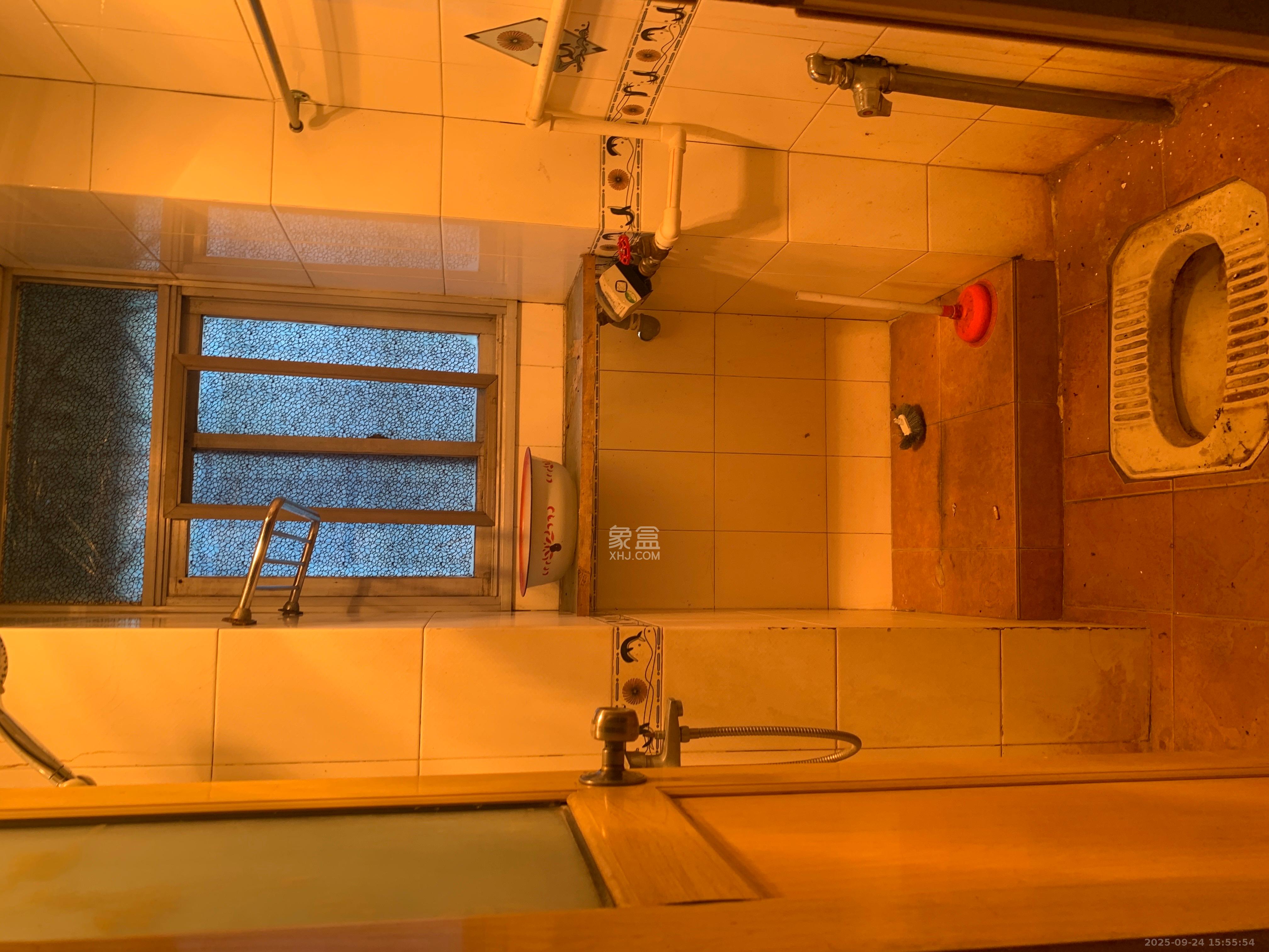 新华园 3室1厅1卫 1200.0元/月 新华园 3室1厅1卫 1200.0元/月室内图