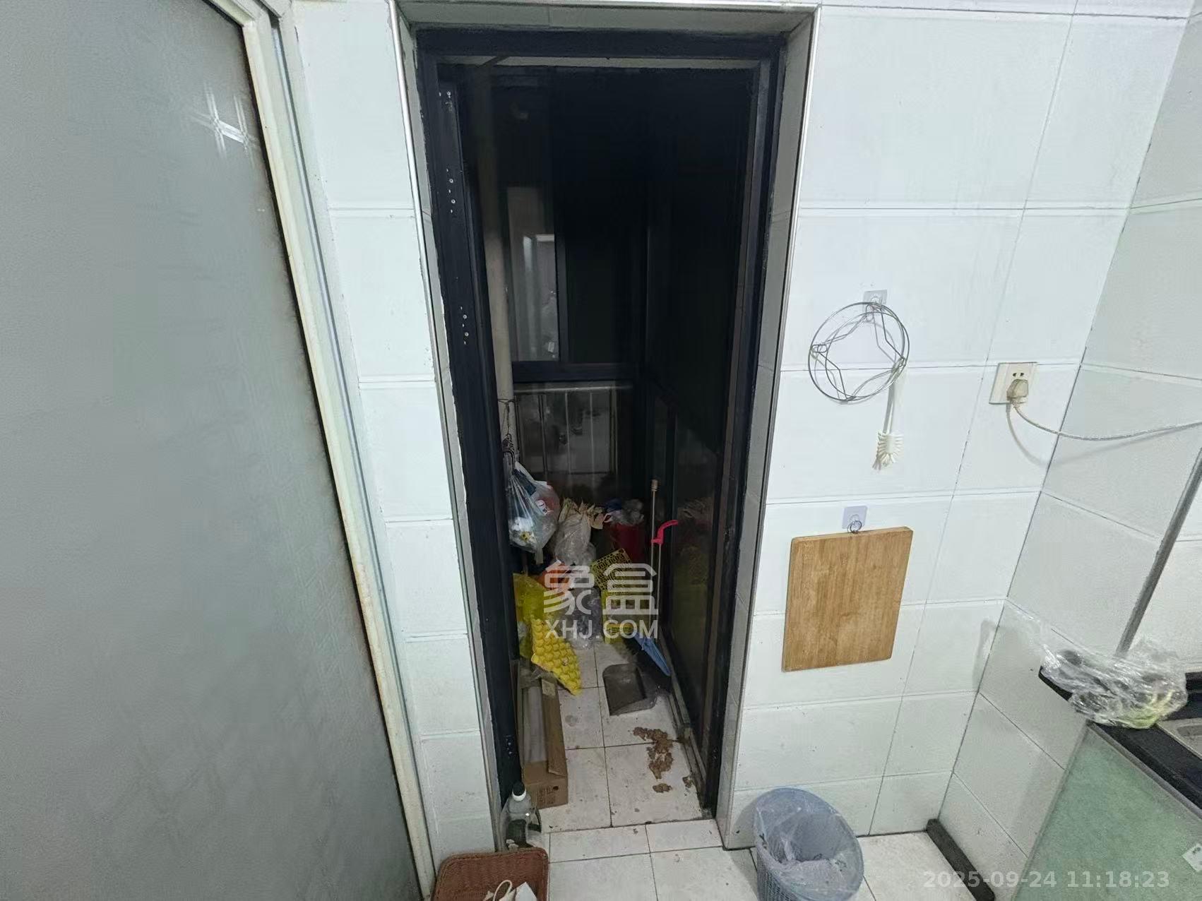 湘诚嘉园 2室2厅2卫 1950.0元/月 湘诚嘉园 2室2厅2卫 1950.0元/月室内图