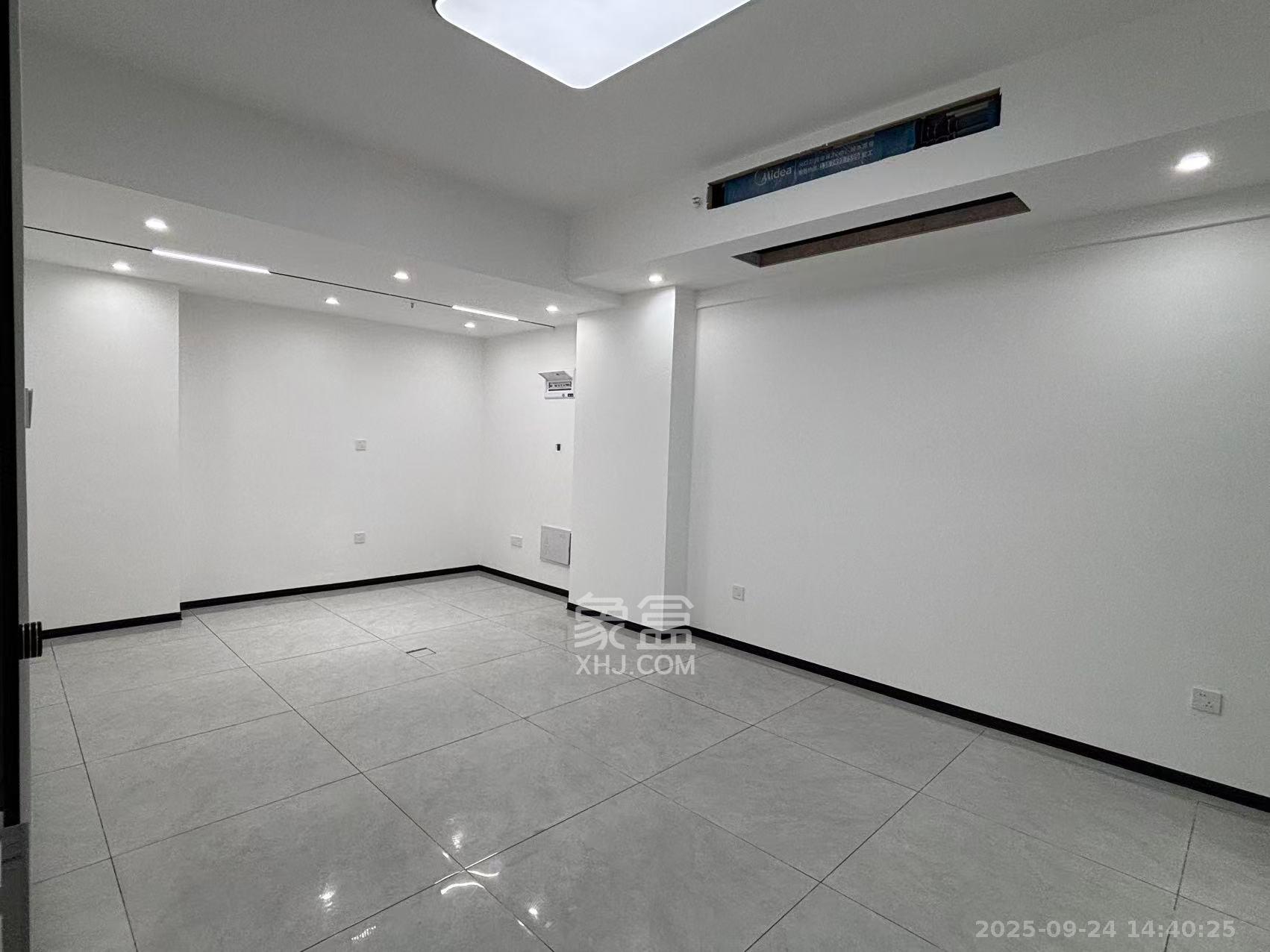 中建嘉和城  1室0厅0卫   9200.00元/月室内图