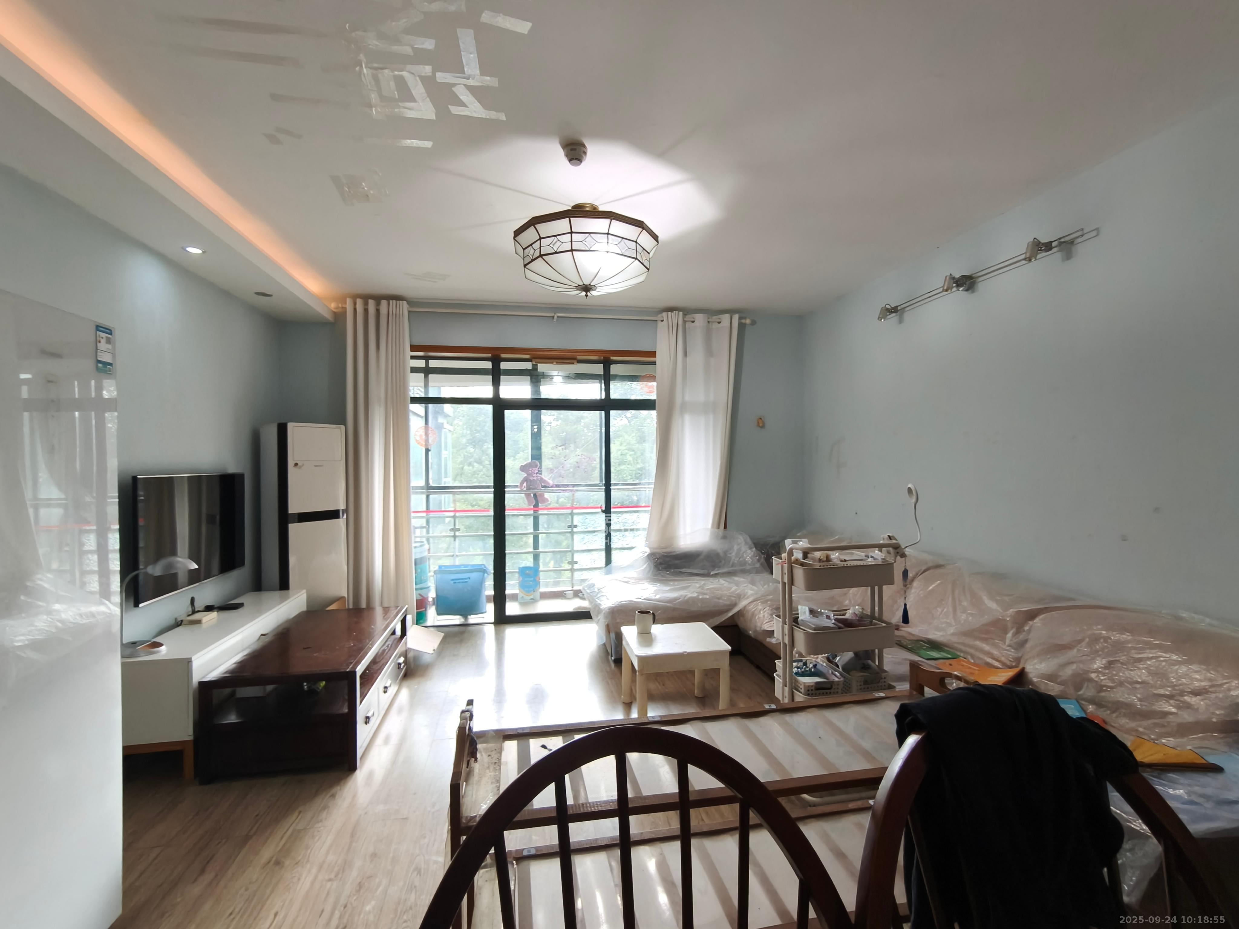 华盛新外滩 3室1厅1卫 3300.0元/月 华盛新外滩 3室1厅1卫 3300.0元/月室内图