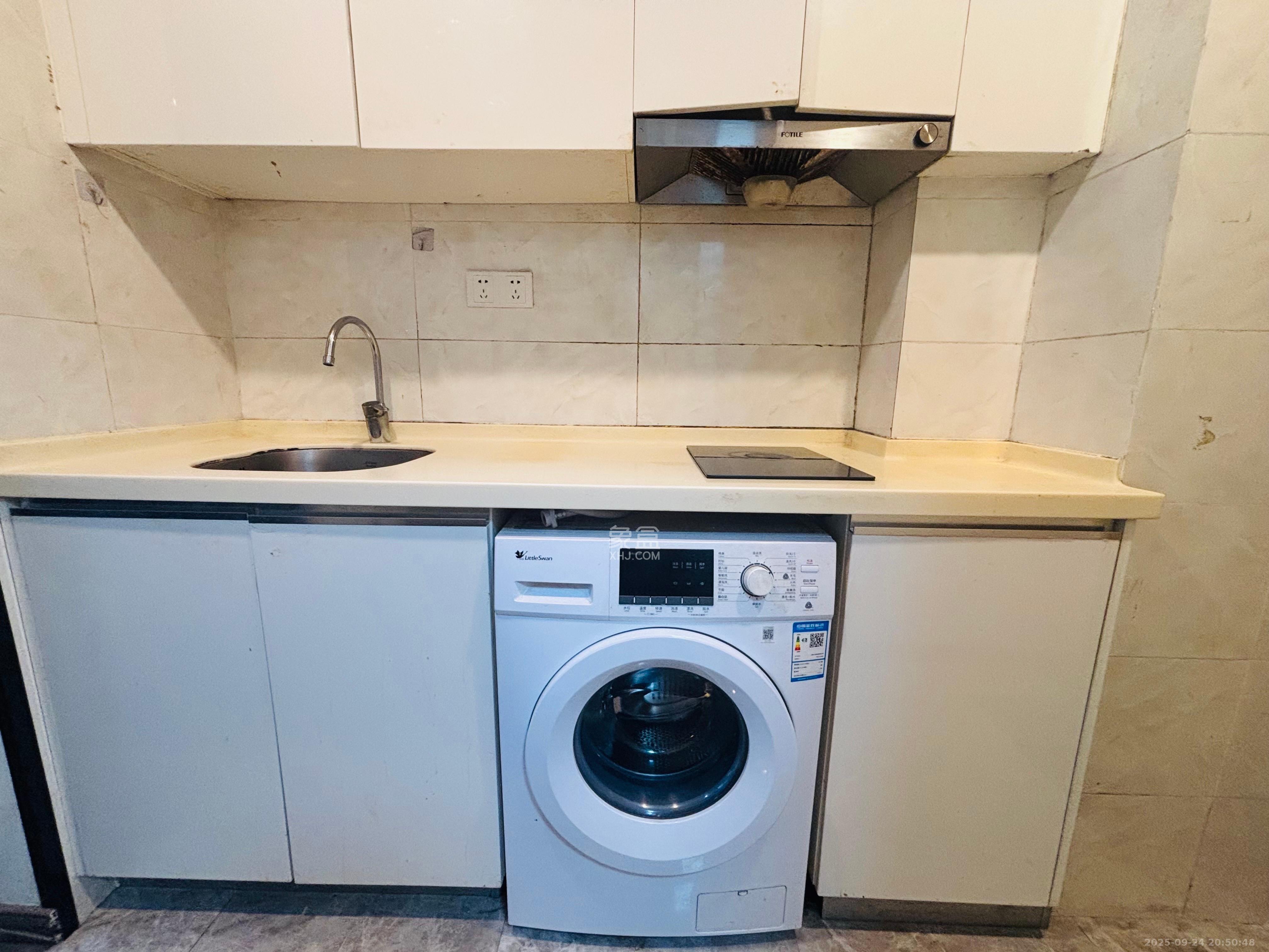 卓越浅水湾  1室1厅1卫    1400.0元/月 卓越浅水湾  1室1厅1卫    1400.0元/月室内图