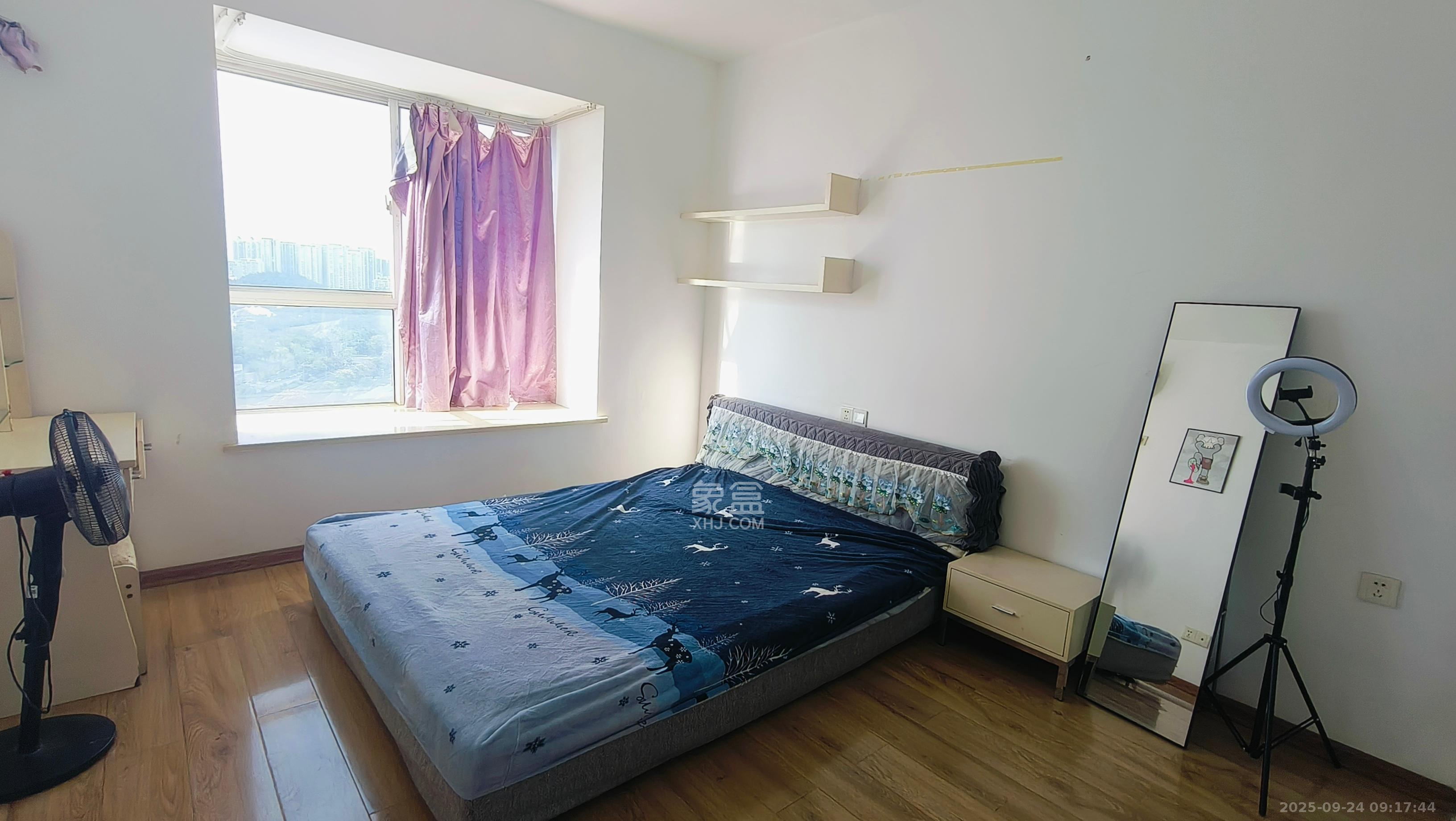 紫晶城  1室1厅1卫    1200.0元/月室内图