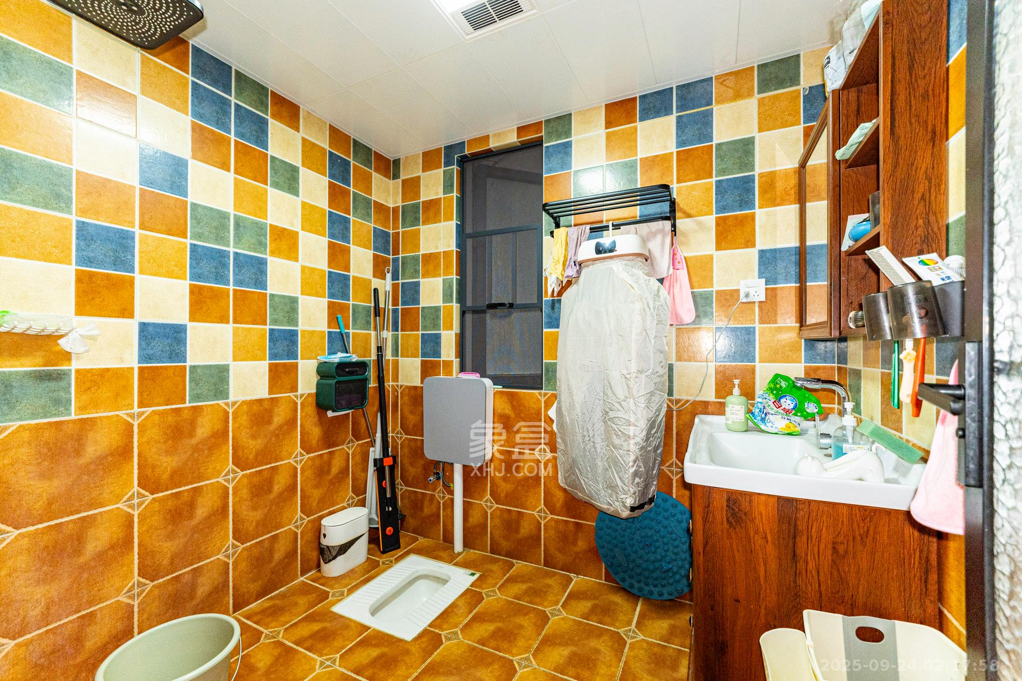 和顺府  4室2厅2卫    128.0万 和顺府  4室2厅2卫    128.0万卫生间