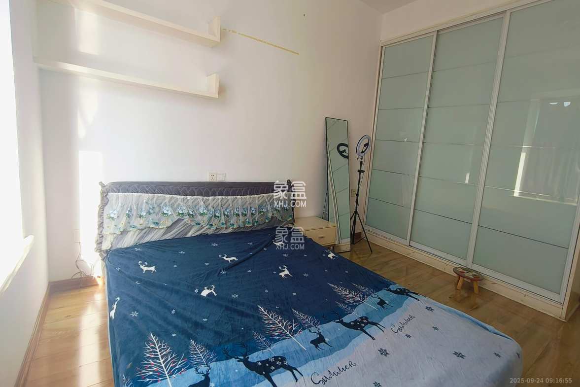 紫晶城 1室1厅1卫 1200.0元/月 紫晶城 1室1厅1卫 1200.0元/月室内图