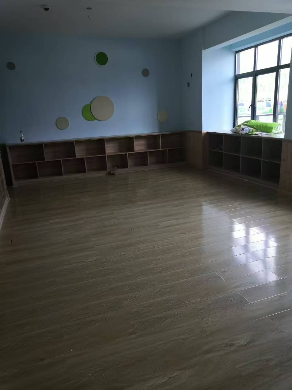 南门口安置小区一期 1室0厅0卫 5200.0元/月 南门口安置小区一期 1室0厅0卫 5200.0元/月室内图