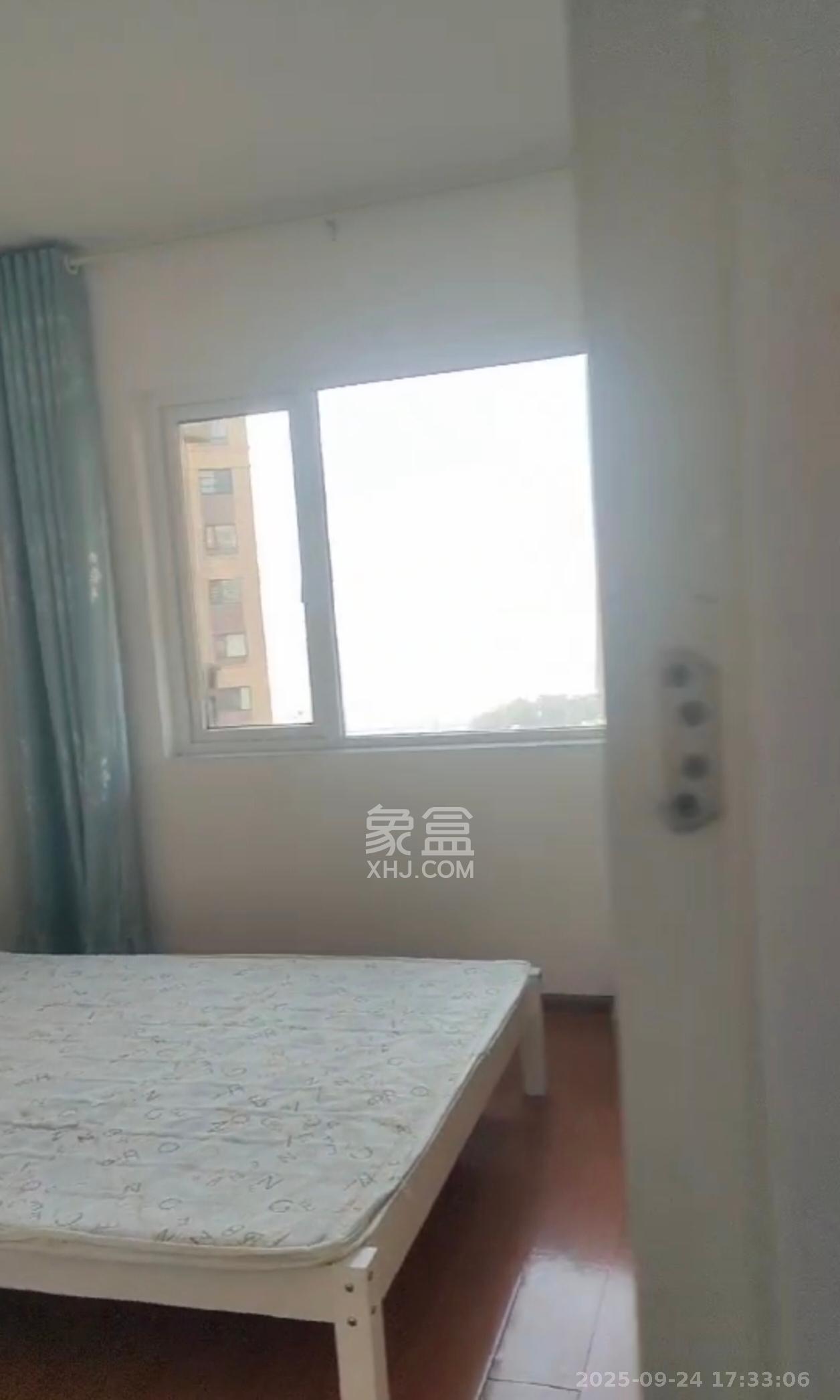 保利香槟国际 4室2厅2卫 2300.0元/月 保利香槟国际 4室2厅2卫 2300.0元/月室内图