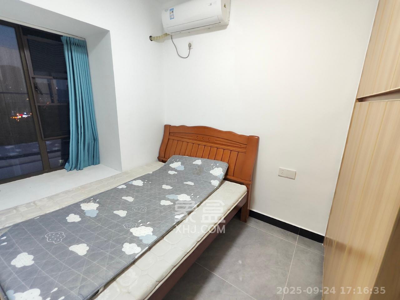 国欣向荣府 4室2厅2卫 4000.0元/月 国欣向荣府 4室2厅2卫 4000.0元/月室内图