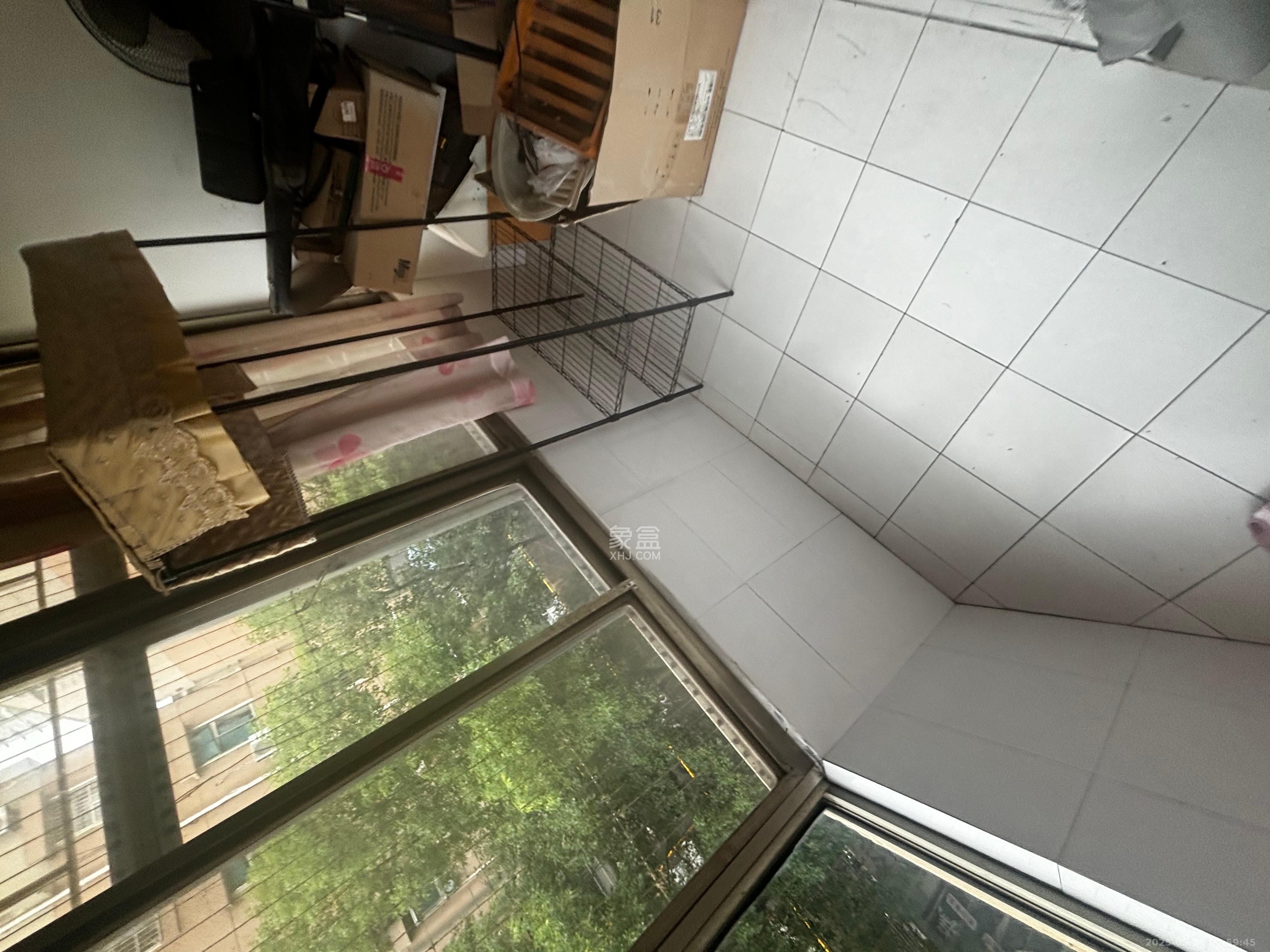 城北供电局宿舍  3室1厅1卫    1800.0元/月室内图