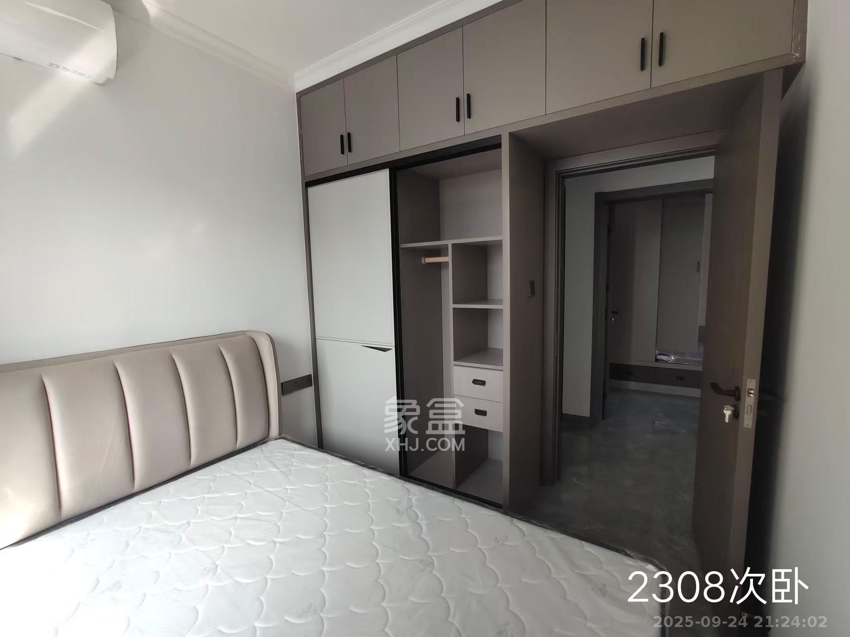 嘉荣苑  3室2厅2卫    2800.0元/月室内图