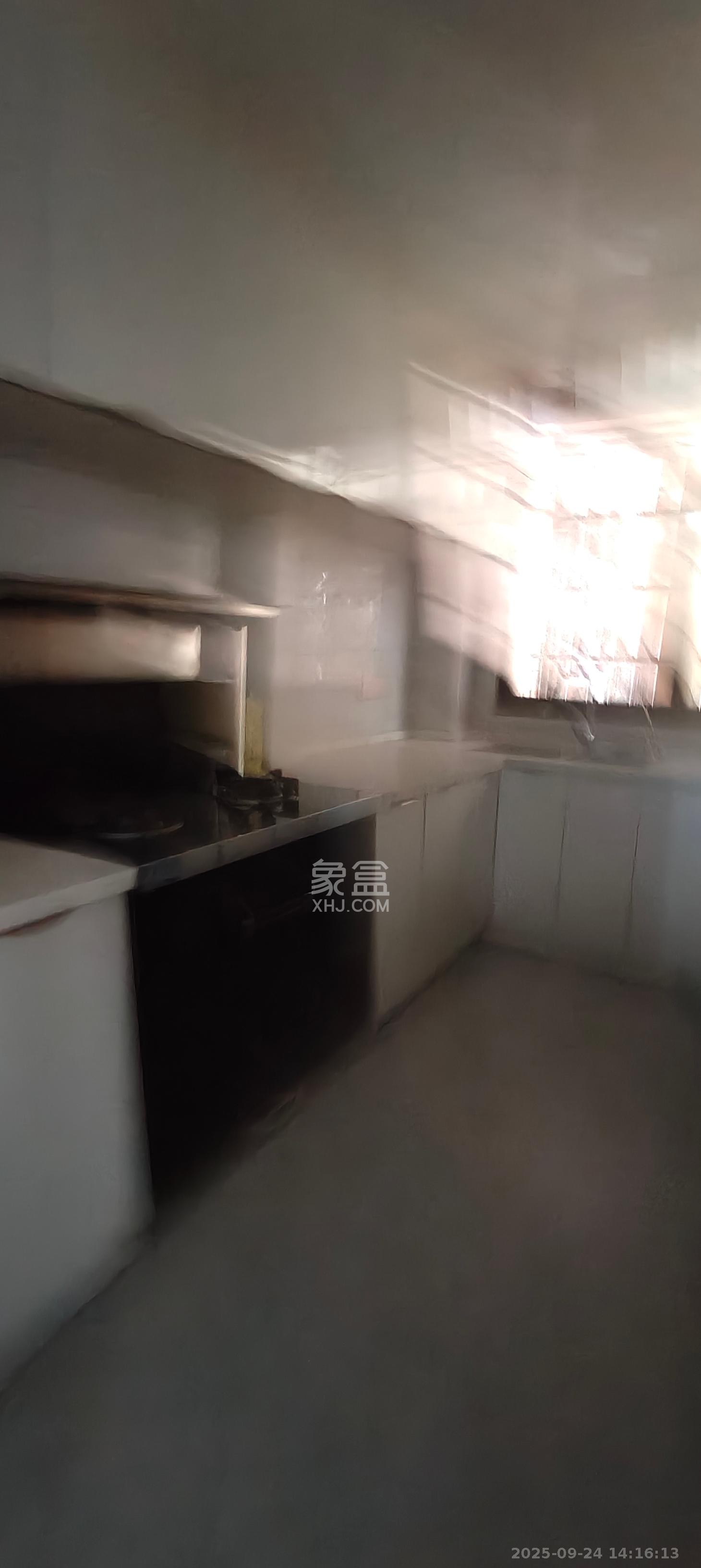 豪庭（江城豪庭）  4室2厅2卫   2520.00元/月室内图