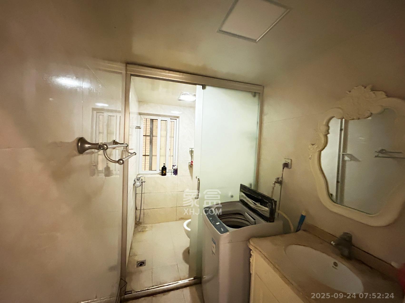 楚天世纪城东苑 3室2厅2卫 1800.00元/月 楚天世纪城东苑 3室2厅2卫 1800.00元/月室内图