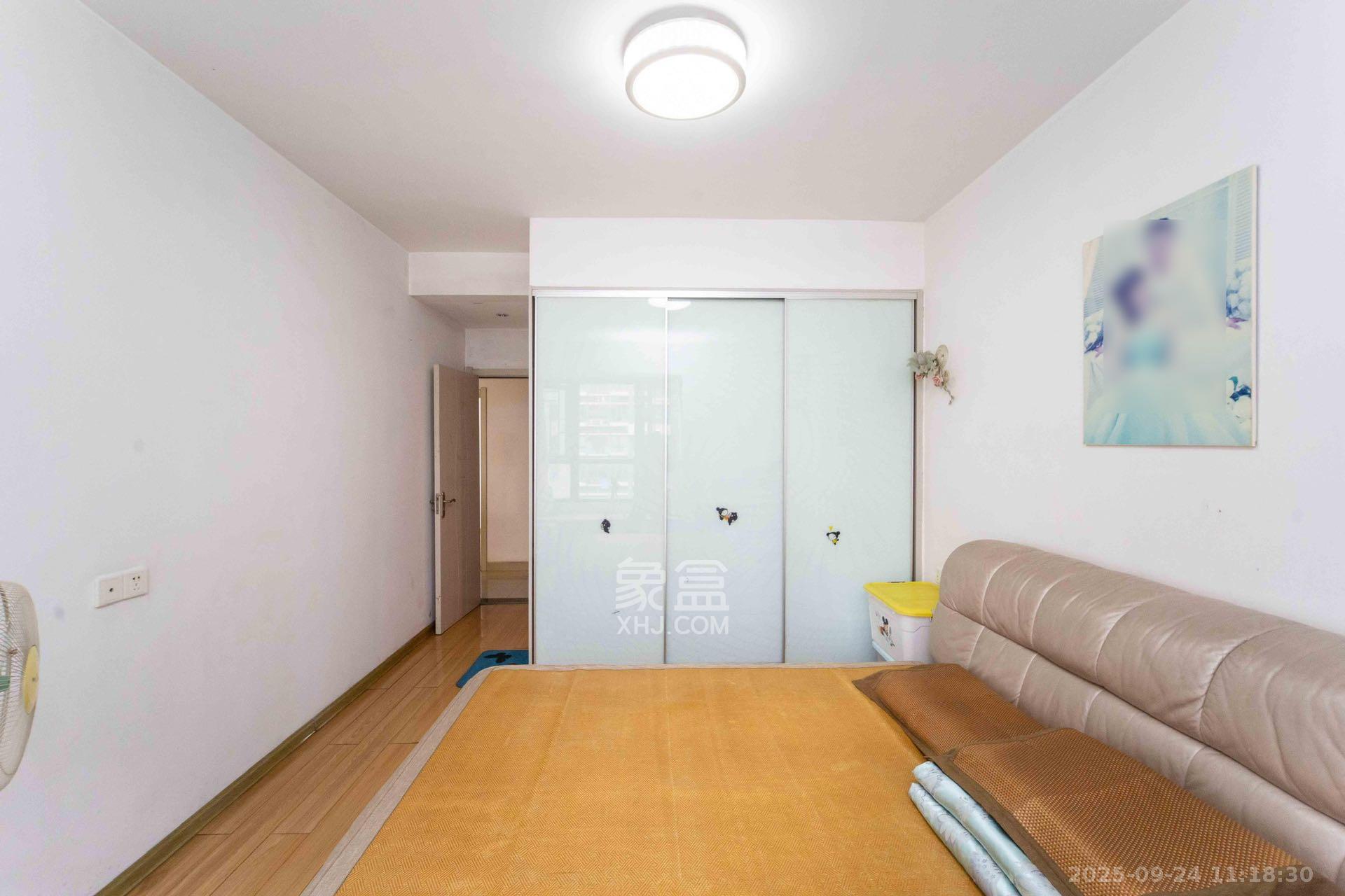 凯乐湘园 3室2厅2卫 2800.0元/月 凯乐湘园 3室2厅2卫 2800.0元/月室内图