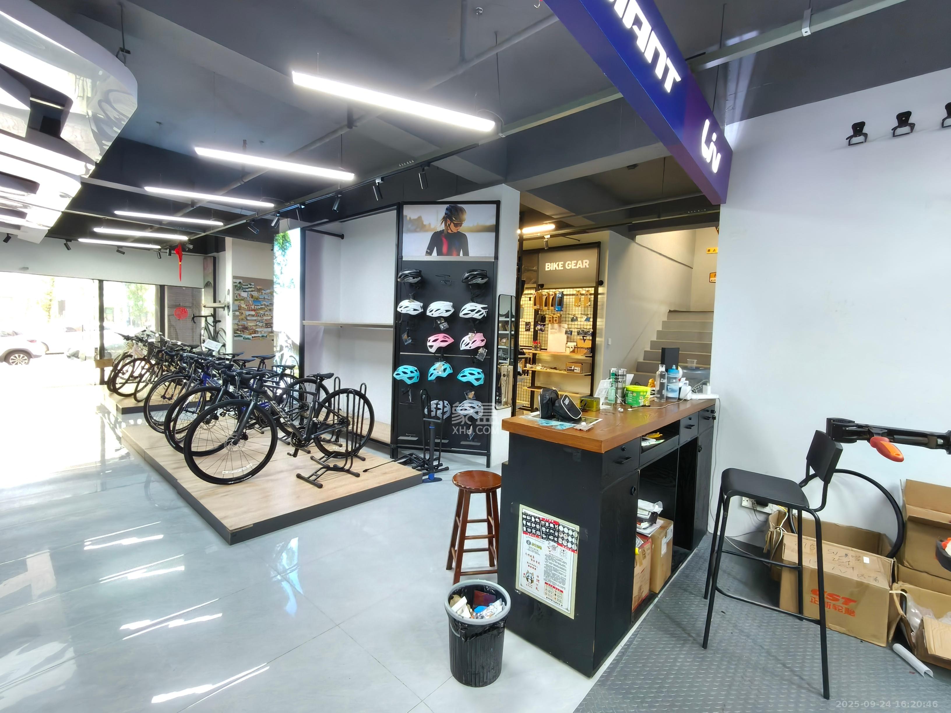 海伦春天   391.0㎡      9000.0元/月室内图