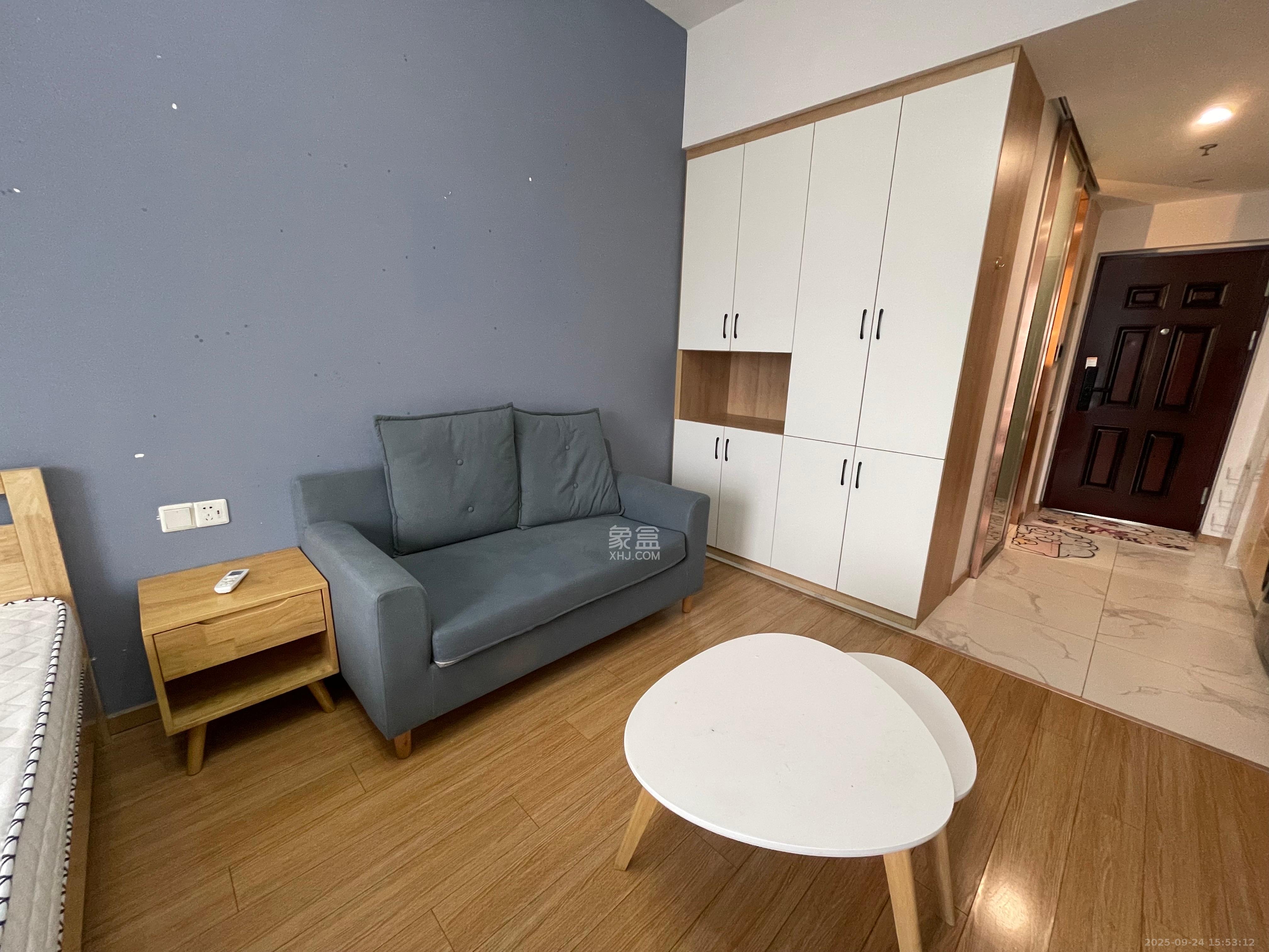 华润翡翠府 1室0厅1卫 1550.0元/月 华润翡翠府 1室0厅1卫 1550.0元/月室内图