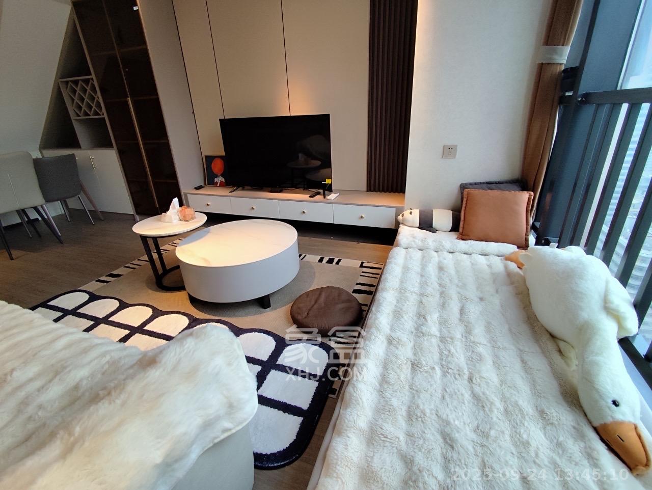 中一鲲出(鲲鹏府) 2室1厅1卫 2700.0元/月 中一鲲出(鲲鹏府) 2室1厅1卫 2700.0元/月室内图