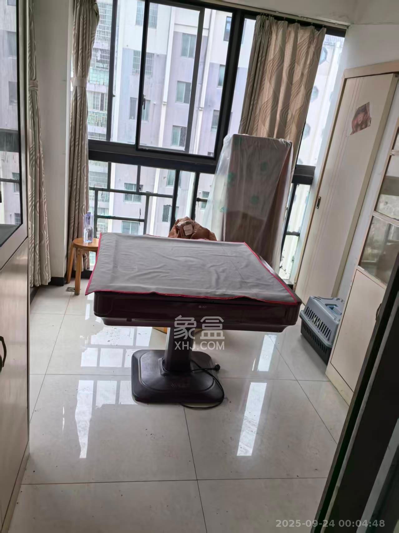 西子湖畔沃府 3室2厅2卫 2500.0元/月 西子湖畔沃府 3室2厅2卫 2500.0元/月室内图