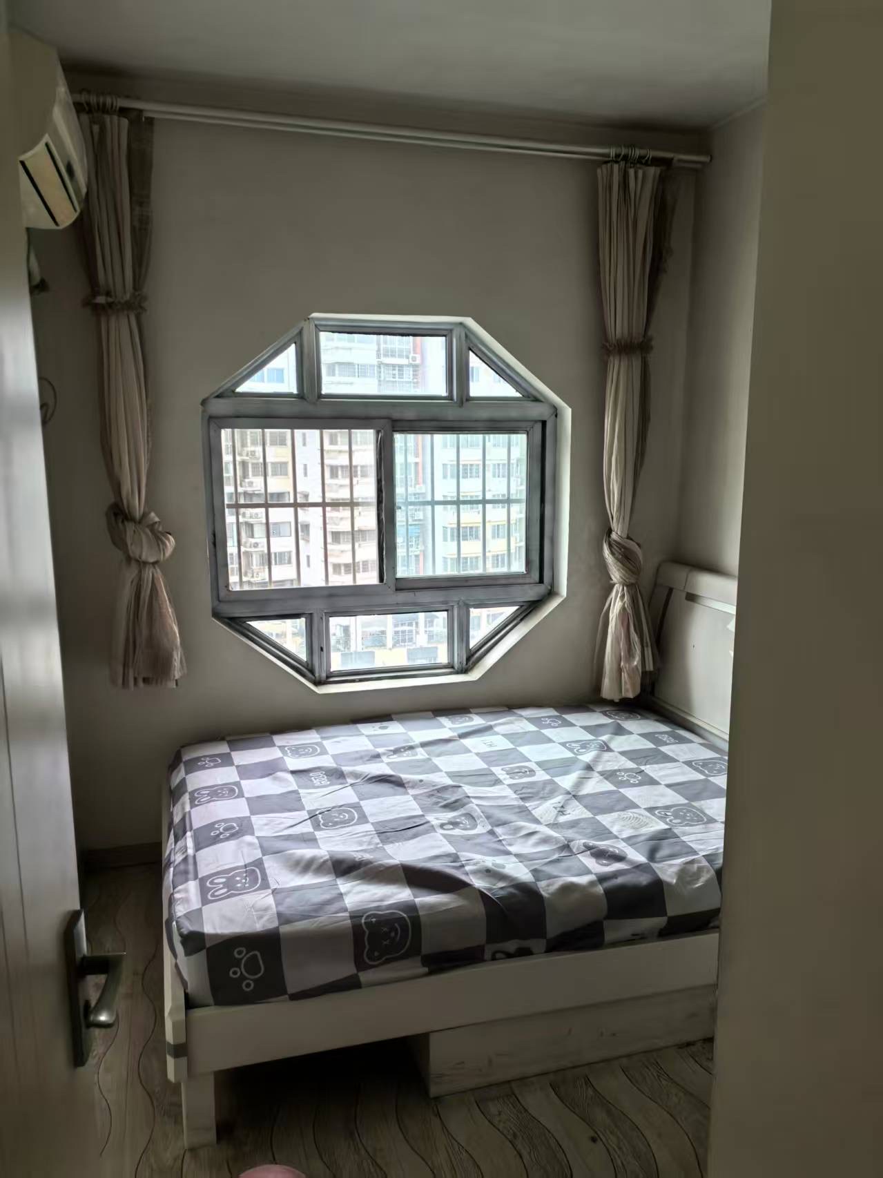 西子湖畔沃府 3室2厅2卫 2500.0元/月 西子湖畔沃府 3室2厅2卫 2500.0元/月户型图