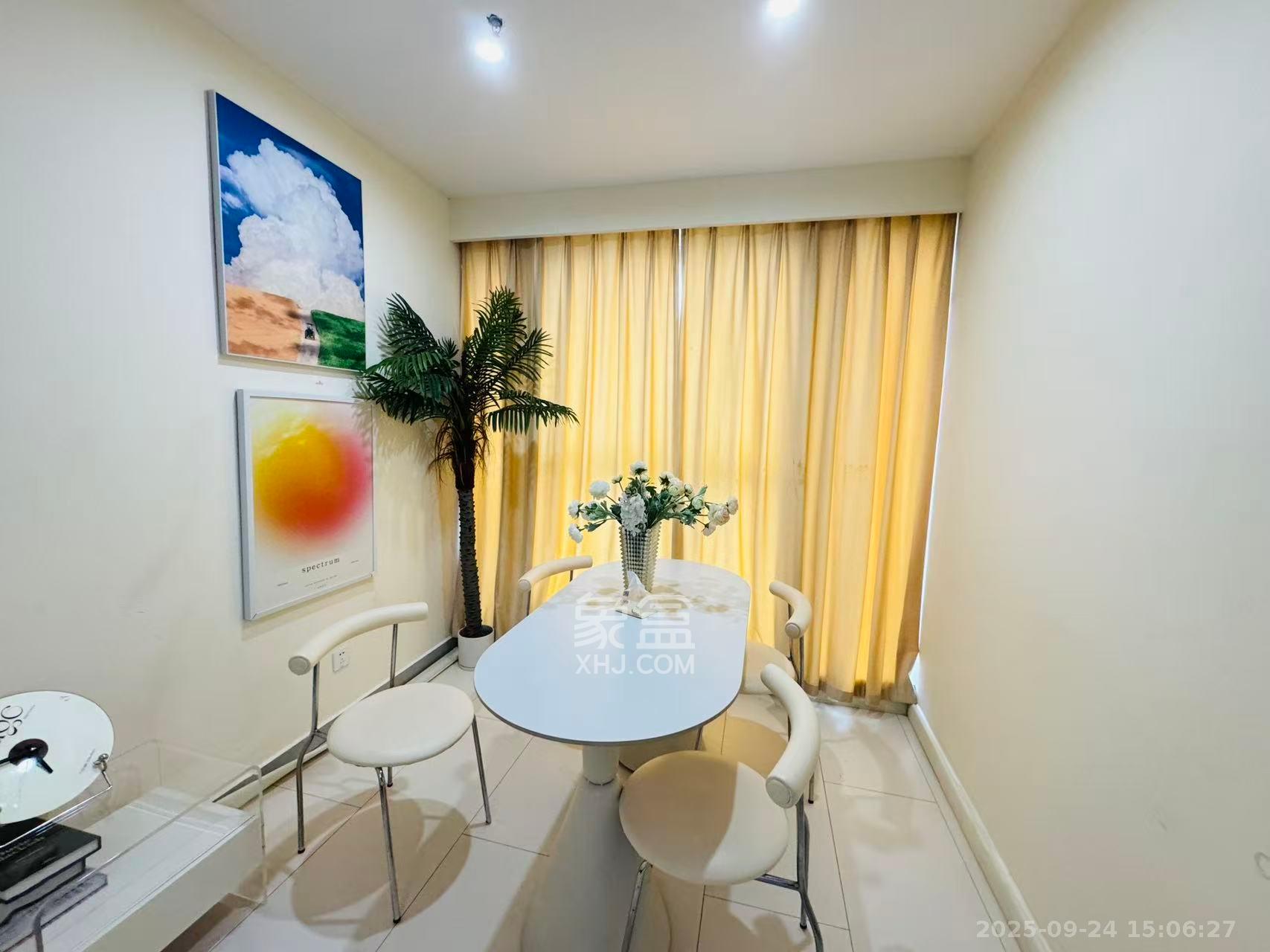 汇景发展环球中心  1室1厅1卫    2700.0元/月 汇景发展环球中心  1室1厅1卫    2700.0元/月