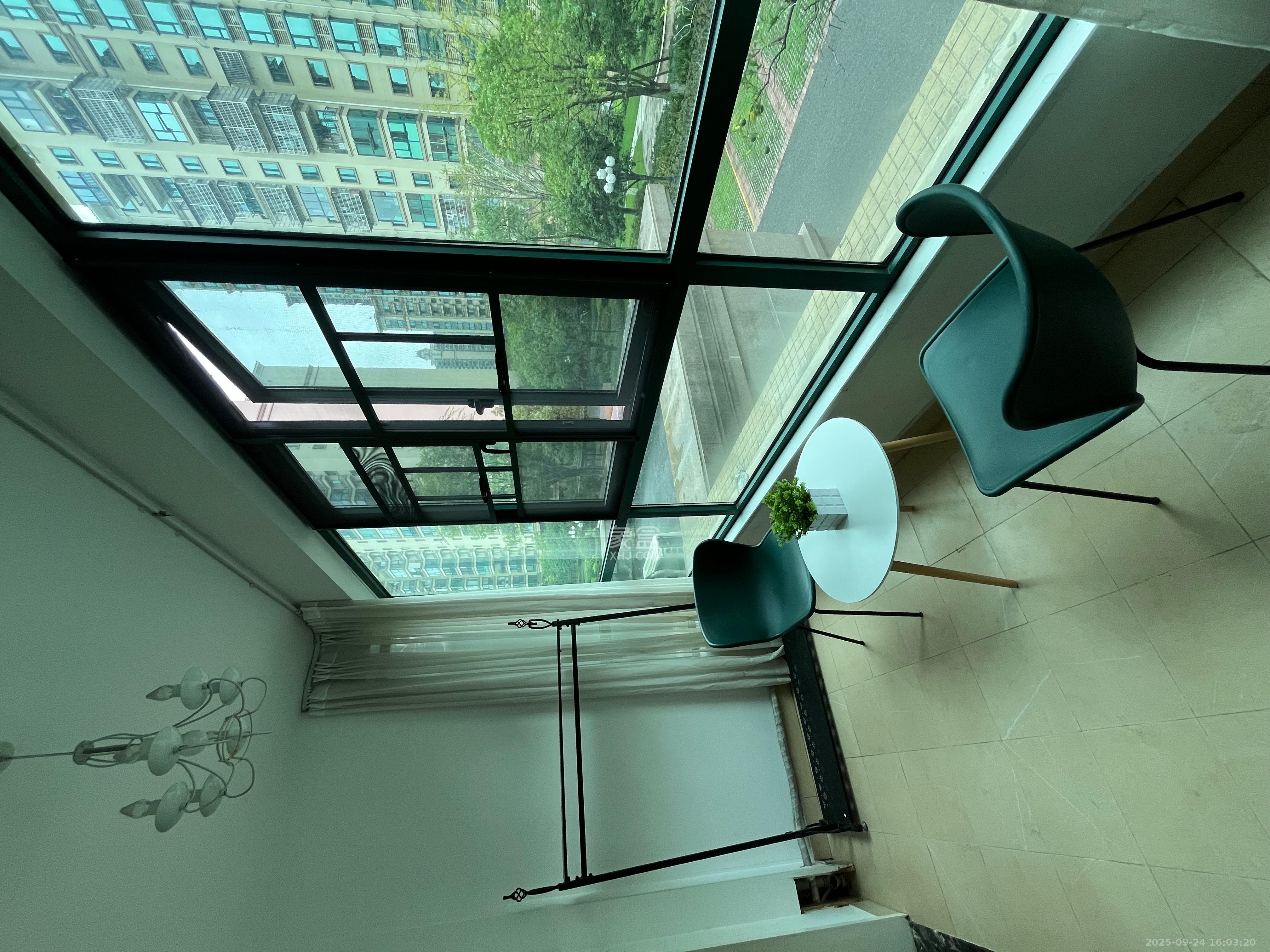 恒大雅苑  3室2厅2卫    3000.0元/月室内图