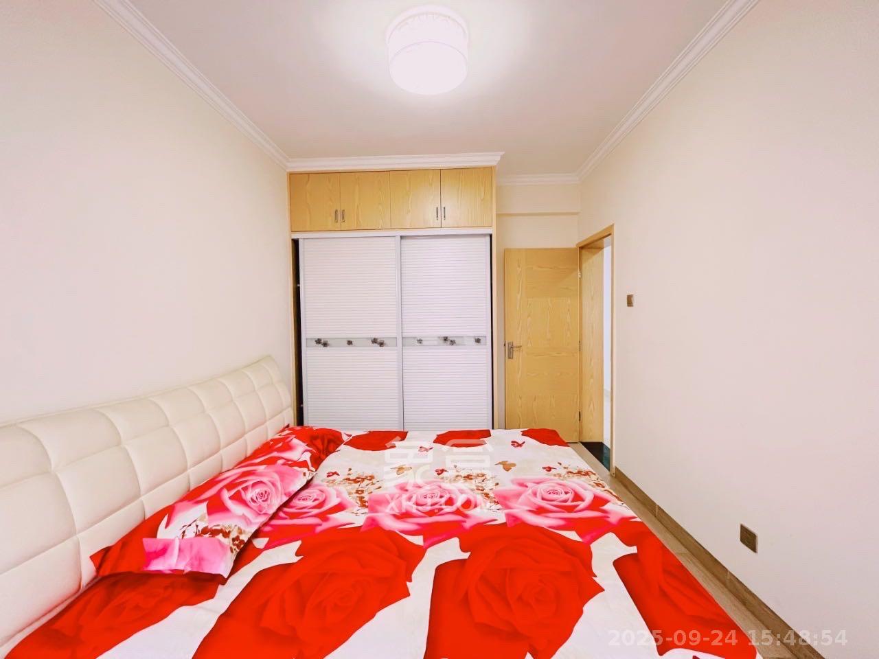 蓝湾国际广场  2室1厅1卫   2300.00元/月室内图