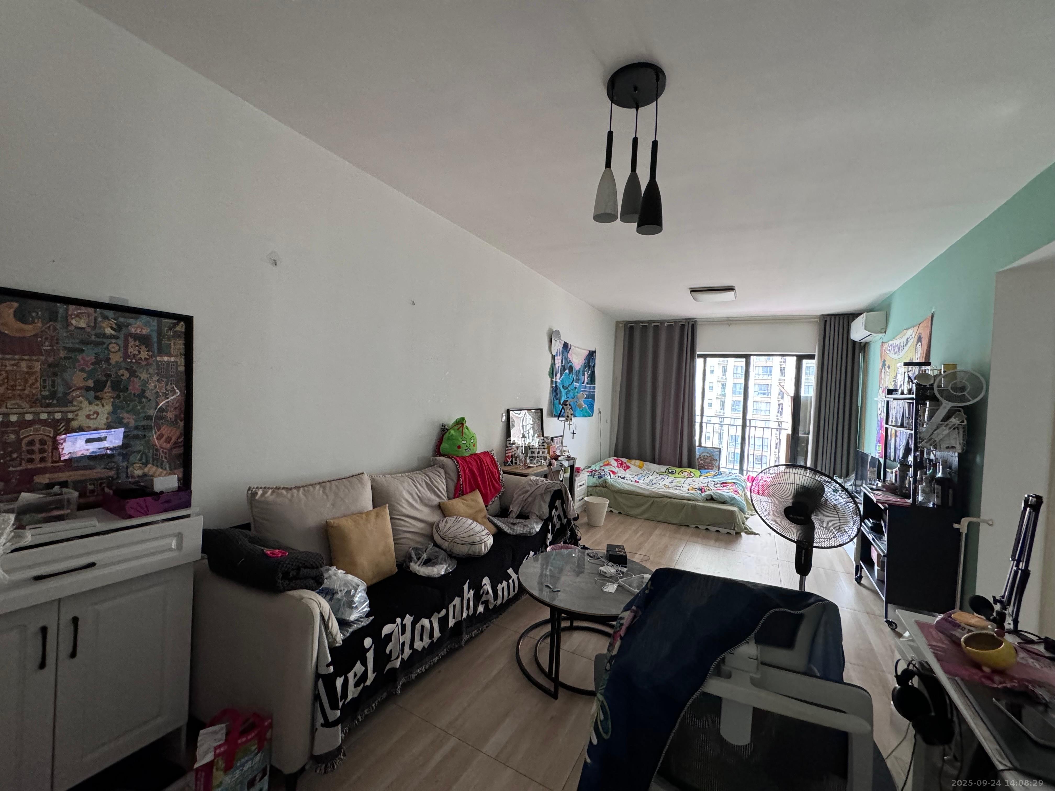 钰龙天下一期 1室2厅1卫 2300.0元/月 钰龙天下一期 1室2厅1卫 2300.0元/月室内图