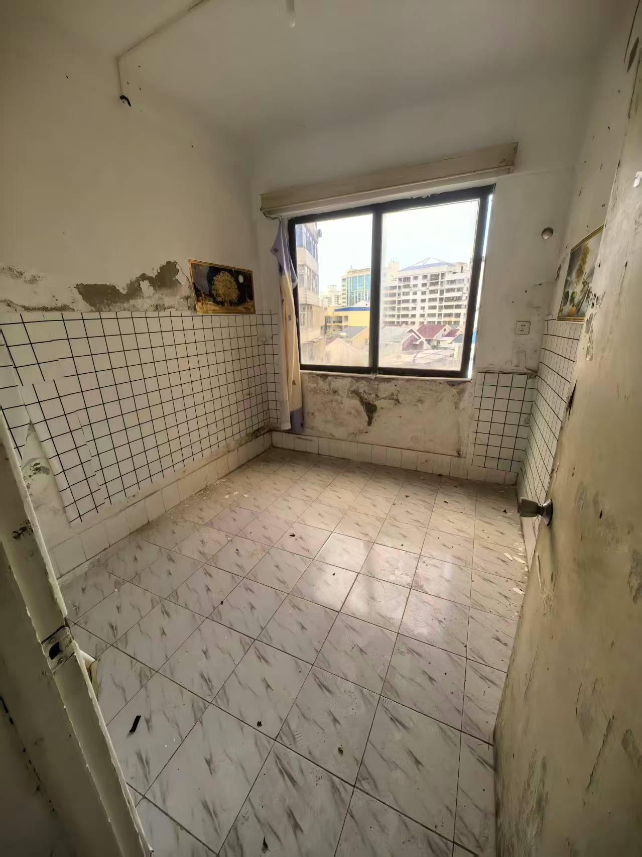 怡昌花园 3室2厅1卫 1300.0元/月 怡昌花园 3室2厅1卫 1300.0元/月室内图