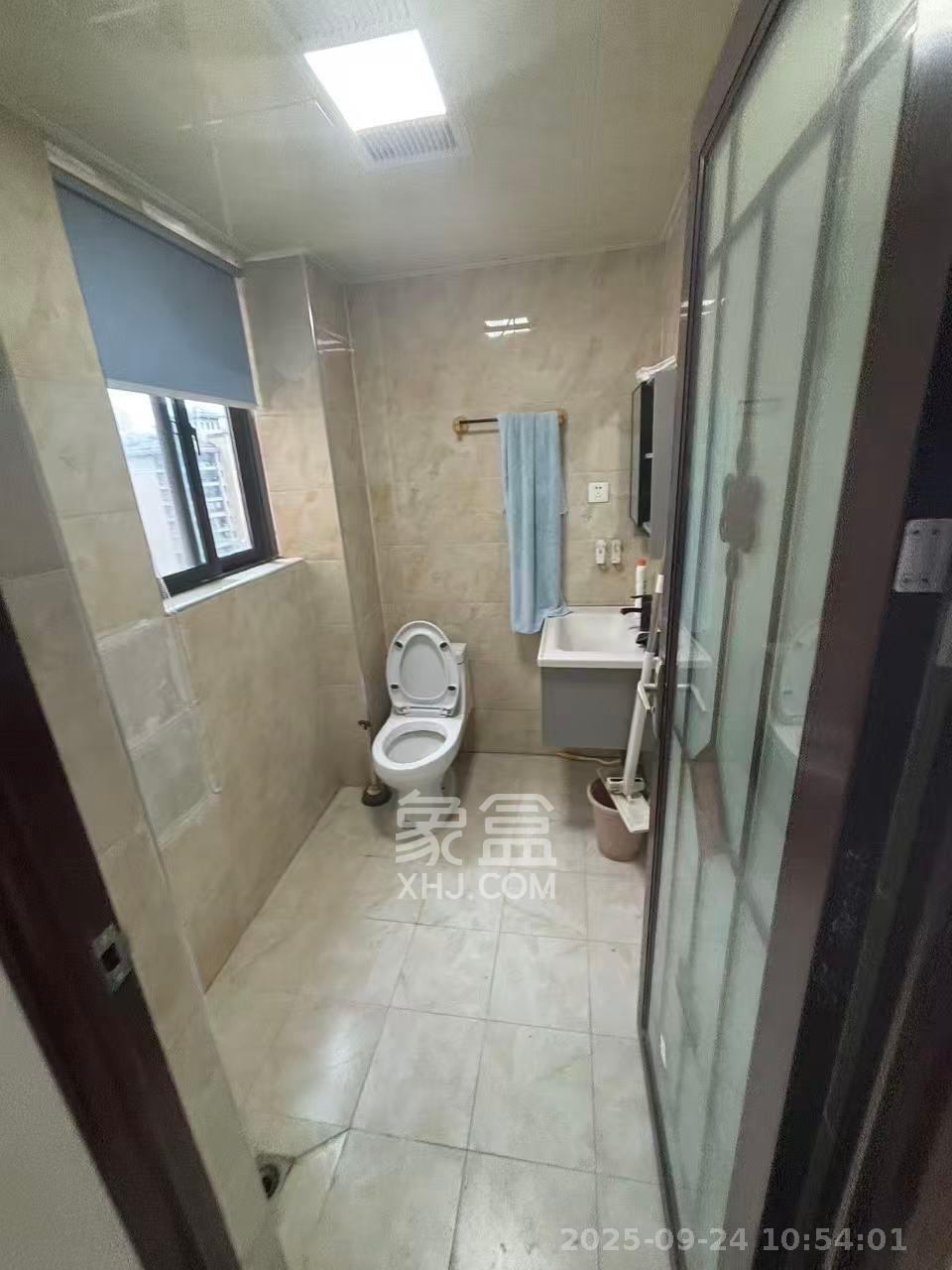 湘腾琴岛  3室2厅1卫    2500.0元/月室内图